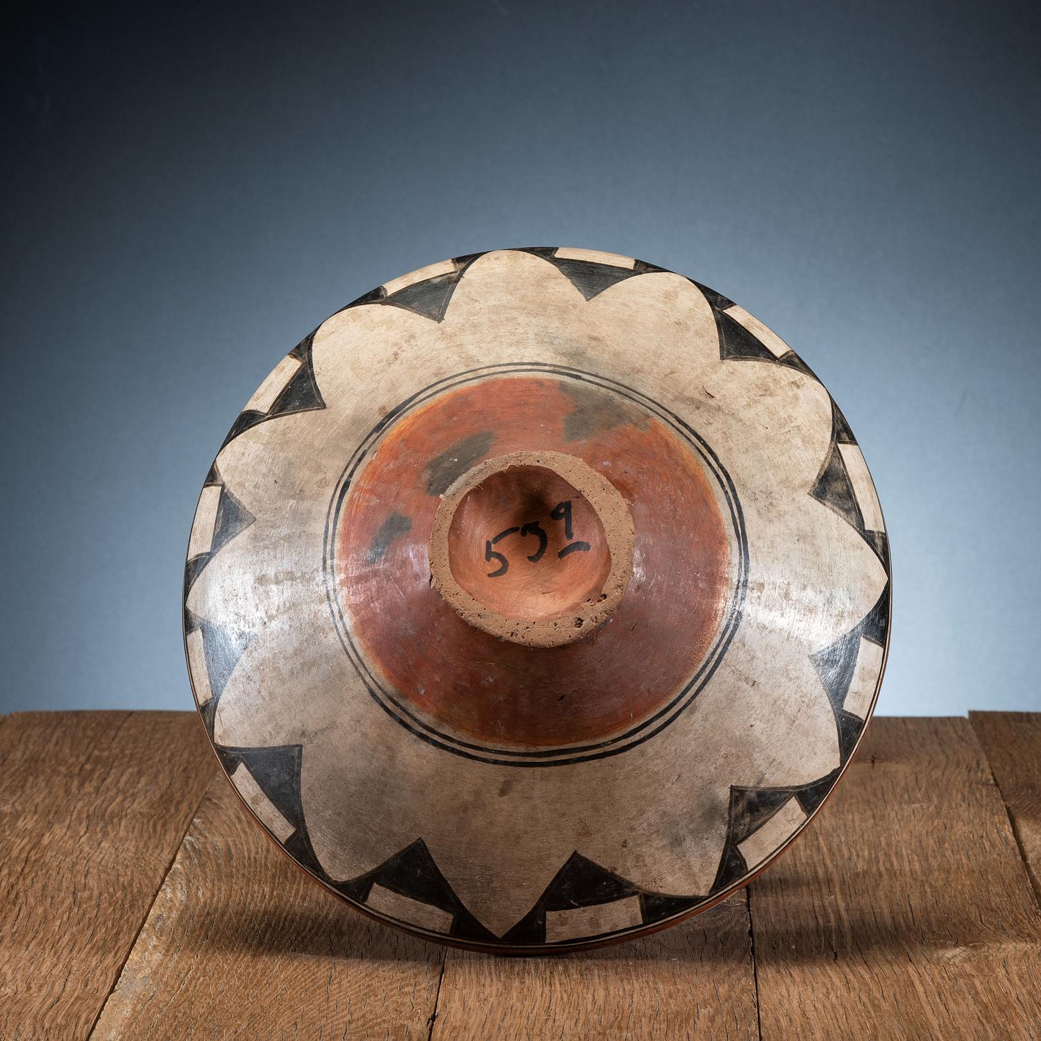 San Ildefonso Polychrome Pottery Olla, with Lizards