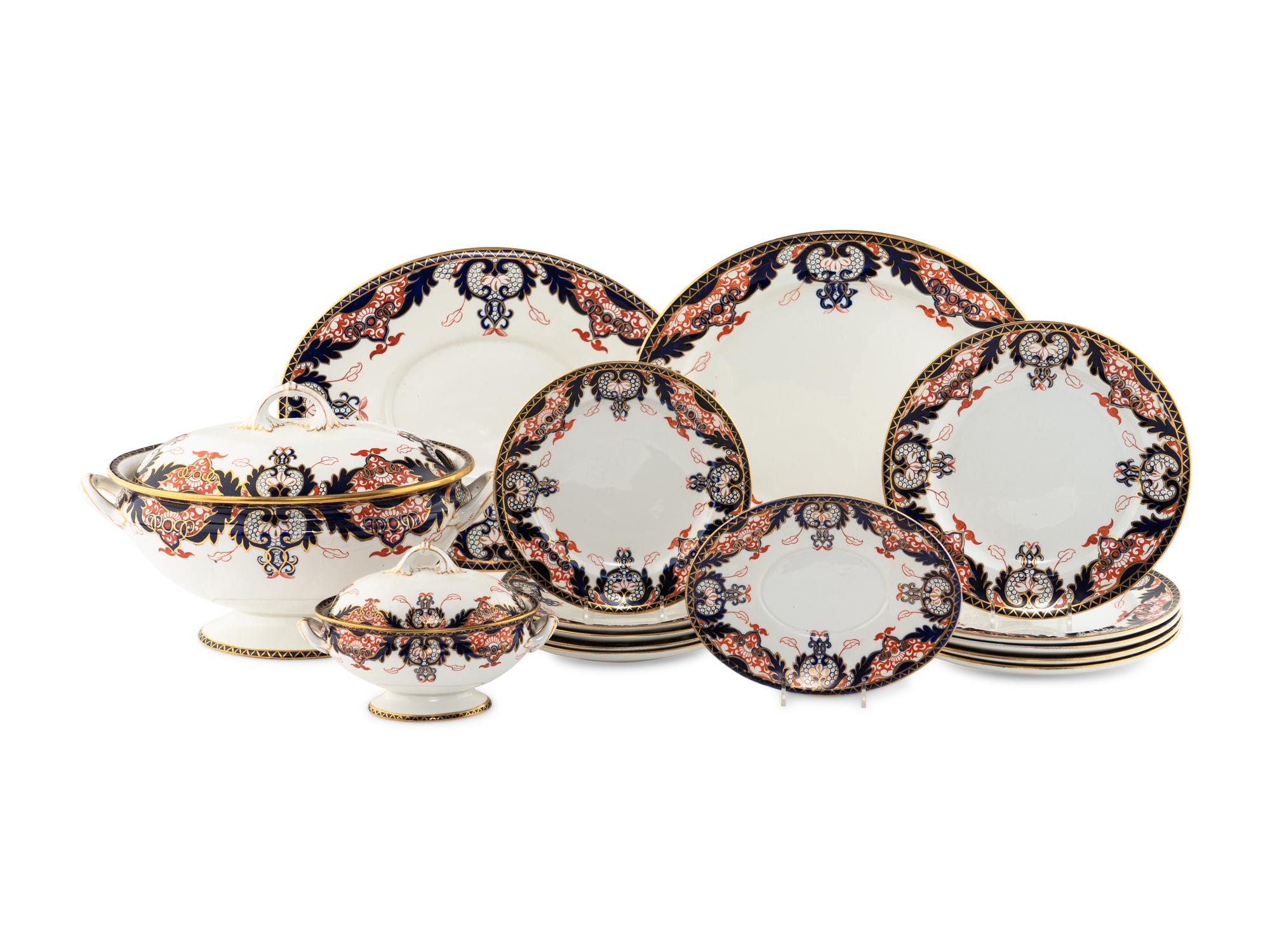 A Royal Crown Derby Porcelain Dinner Service