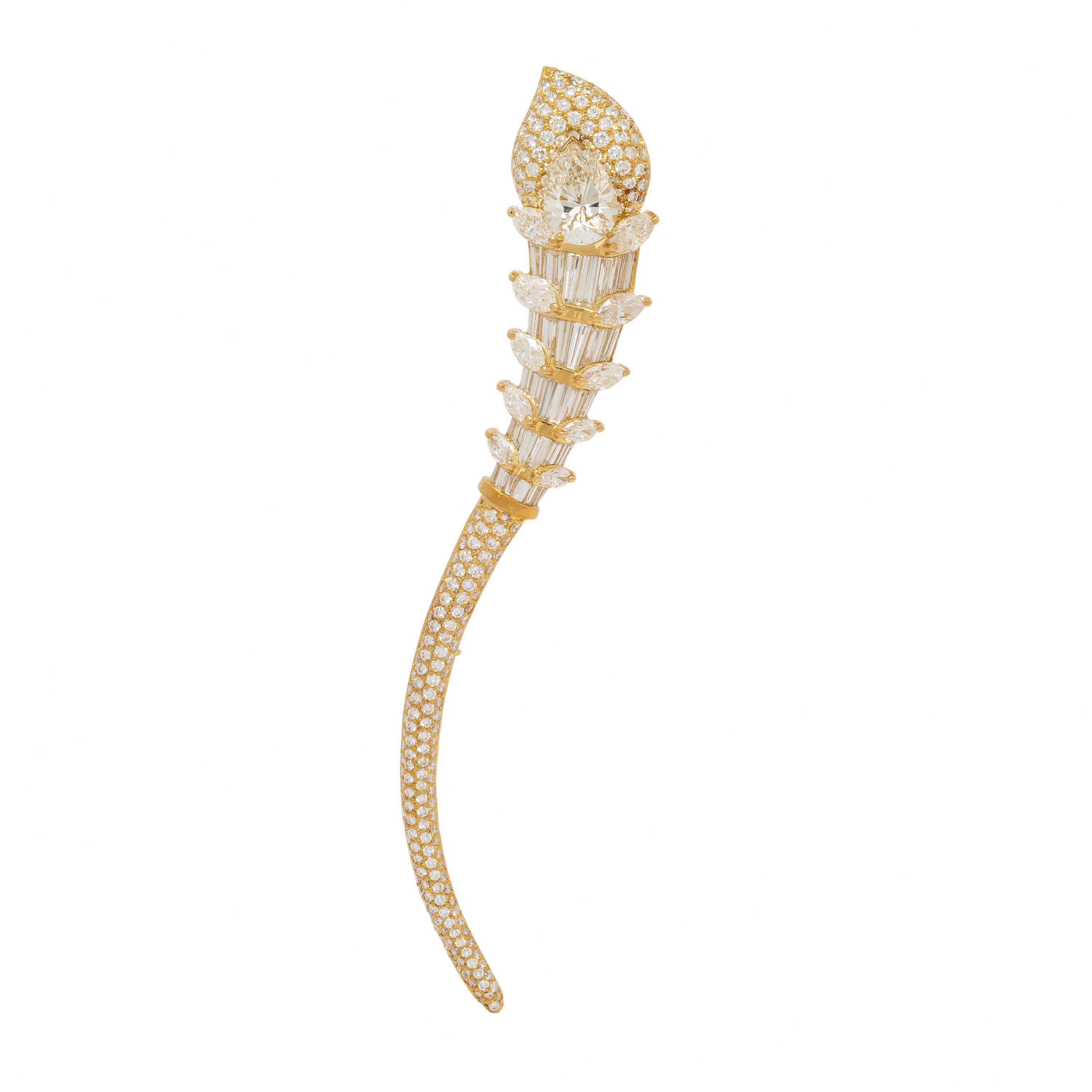 Diamond and Yellow Gold Brooch