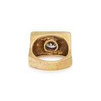 YELLOW GOLD AND DIAMOND RING