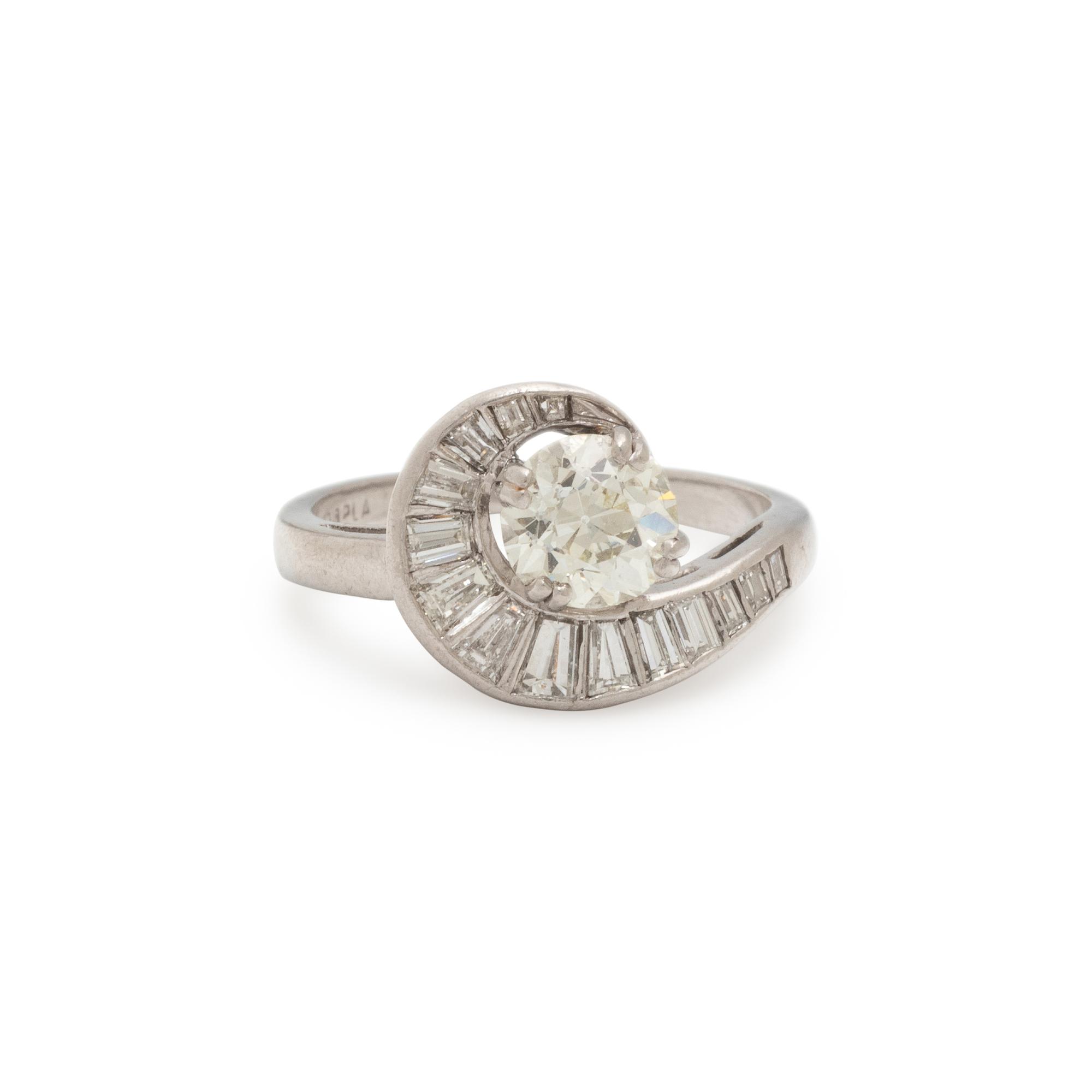 DIAMOND RING