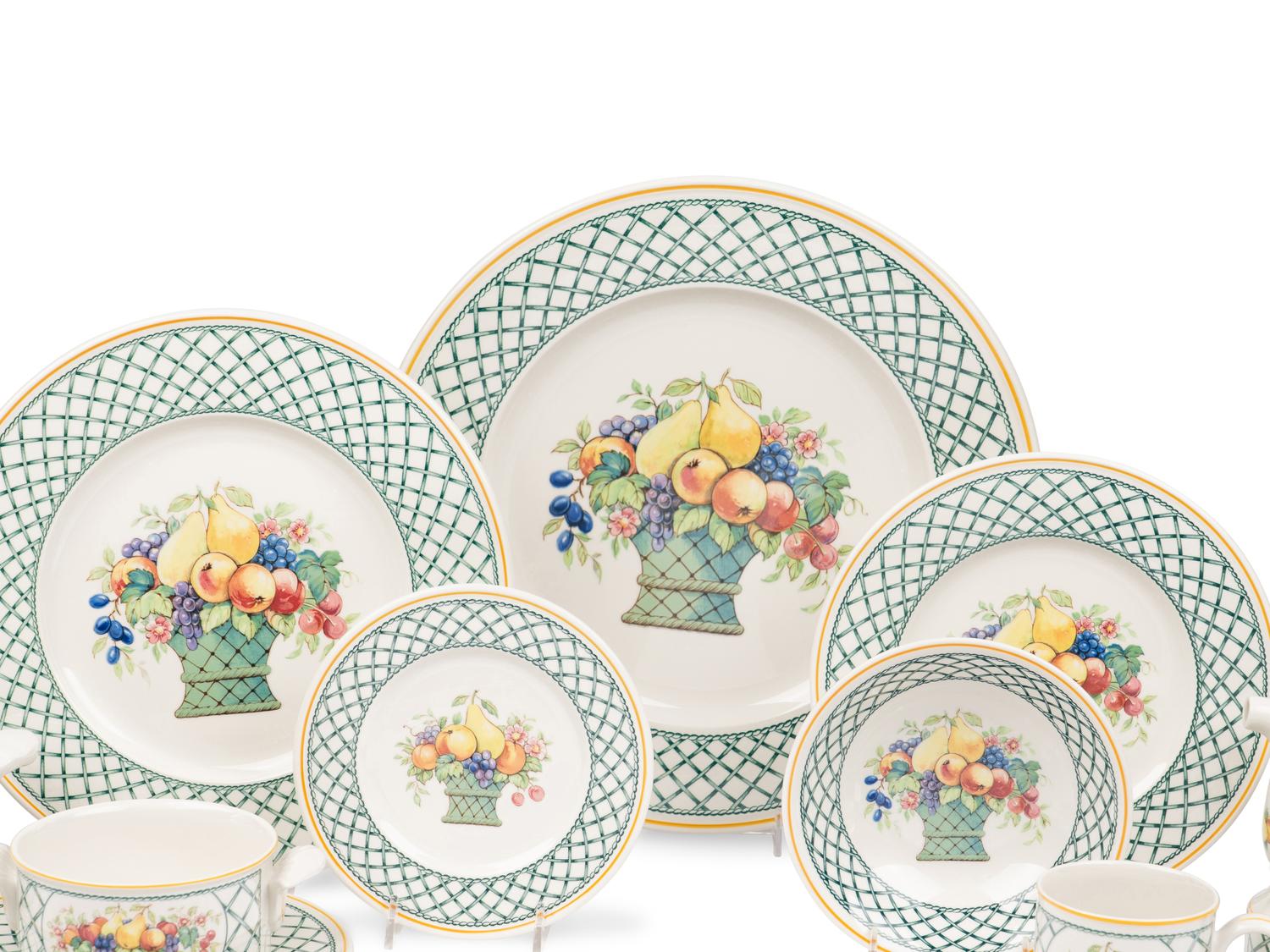A Villeroy and Boch Basket Dinner Service
