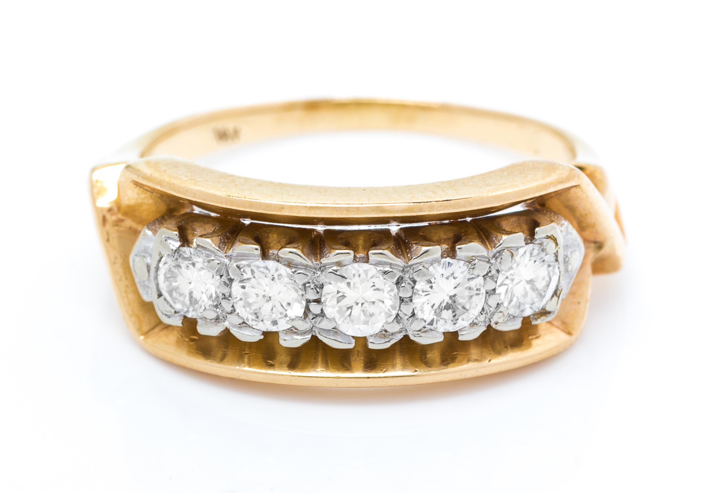 A Bicolor Gold and Diamond Ring, 3.30 dwts.