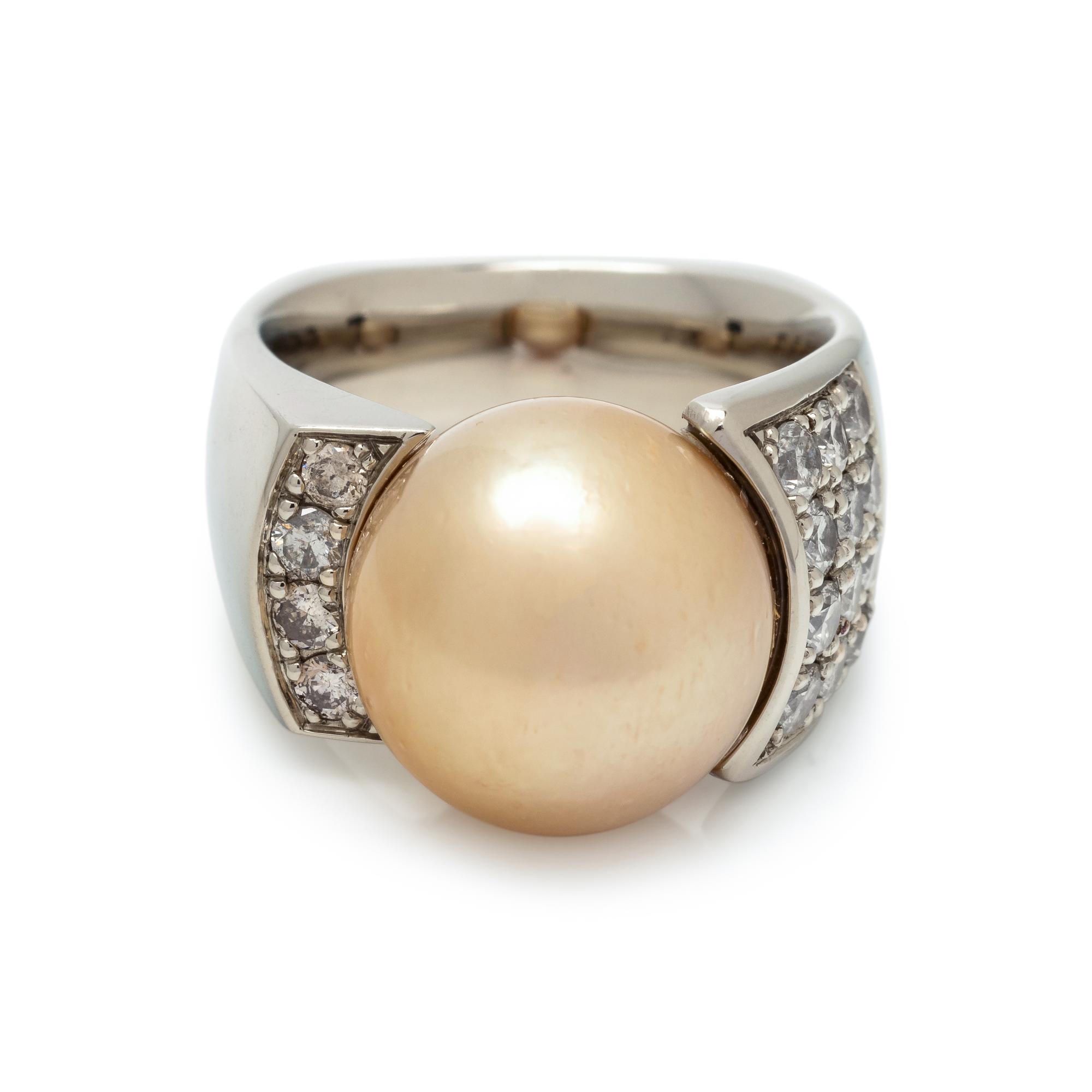 CULTURED GOLDEN SOUTH SEA PEARL AND DIAMOND RING