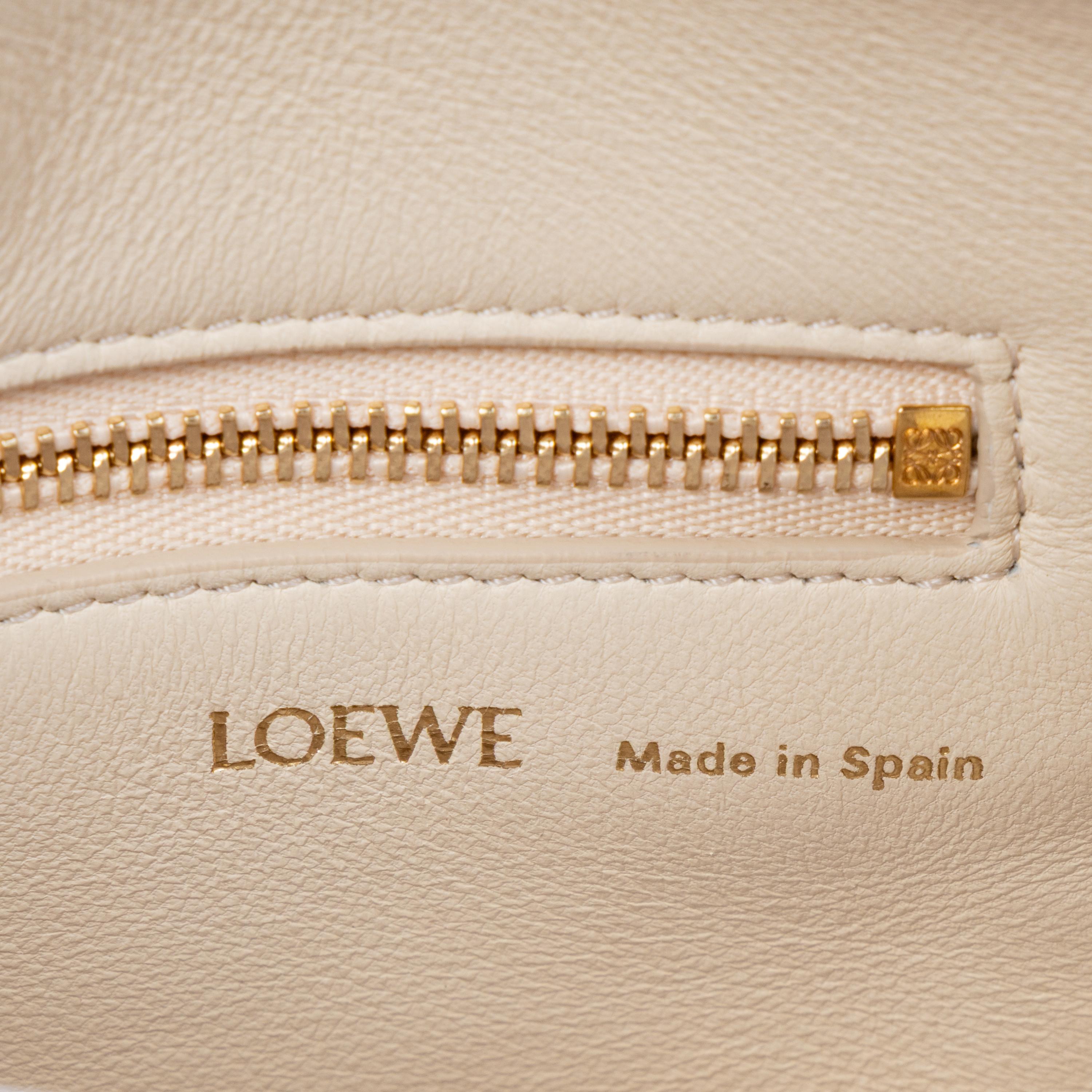 LOEWE, SQUEEZE BAG IN CREAM LEATHER