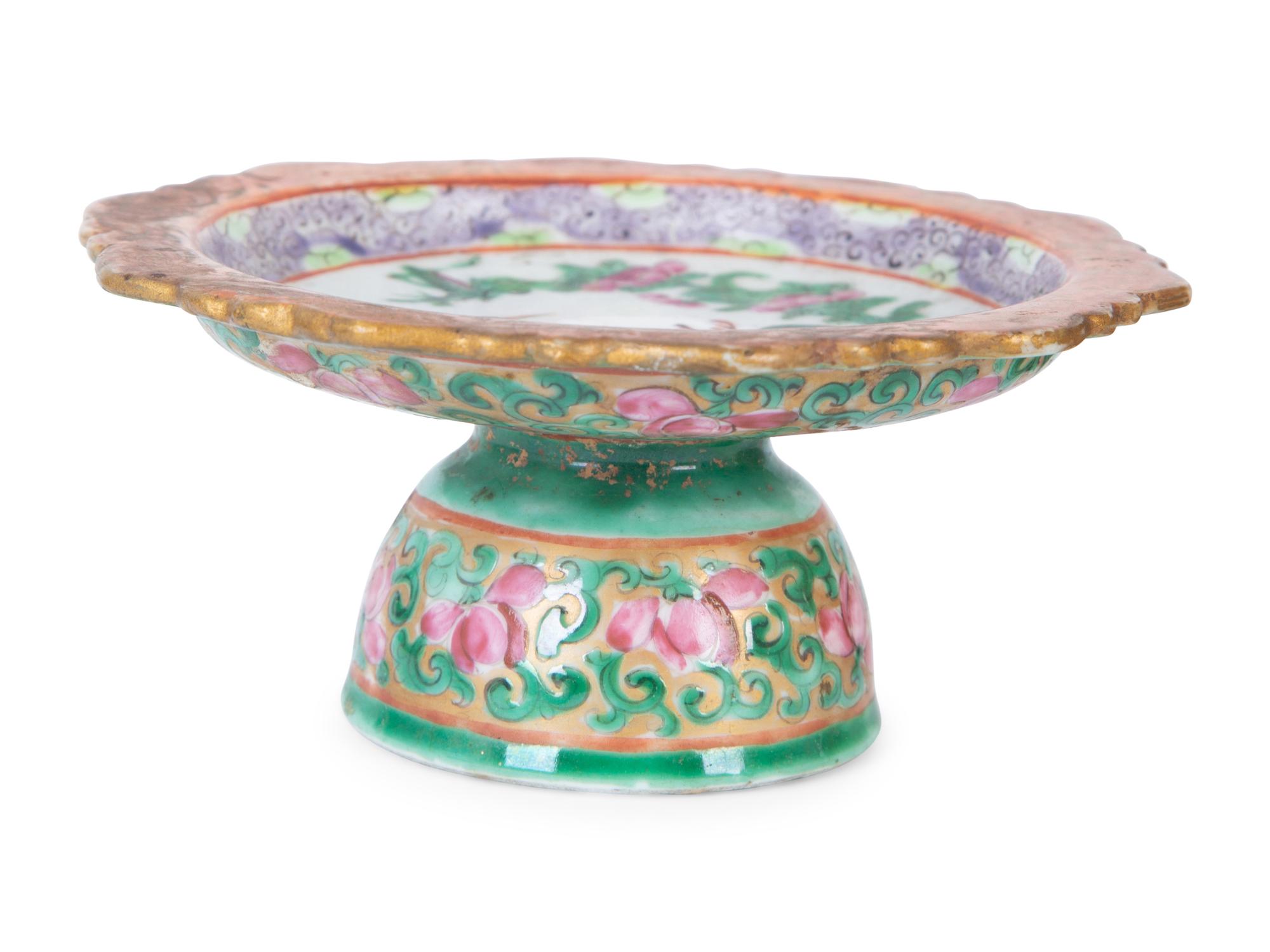 Four Chinese Porcelain Pieces made for the Tibetan Market — 19TH/20TH CENTURY