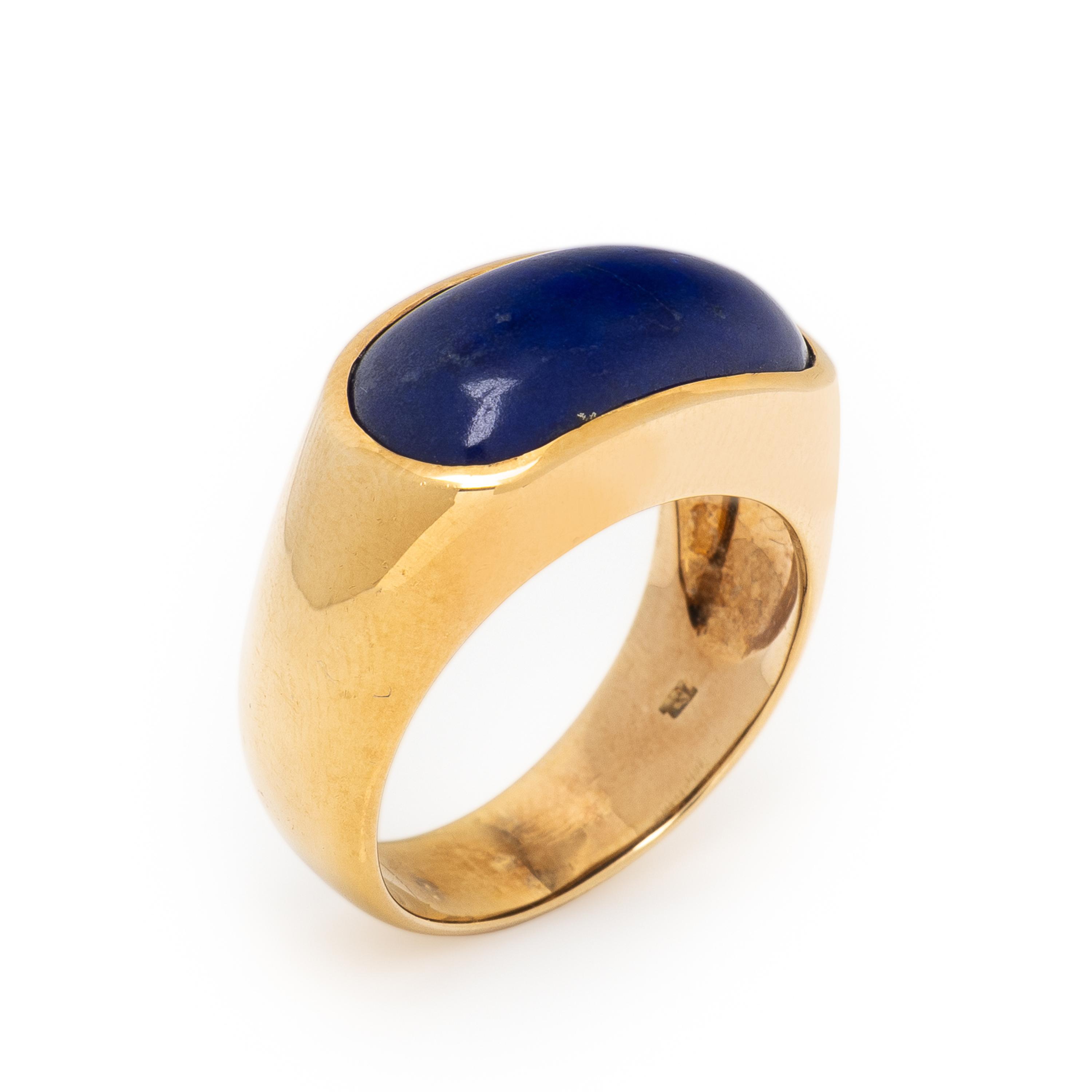 Lapis Lazuli and Yellow Gold Ring