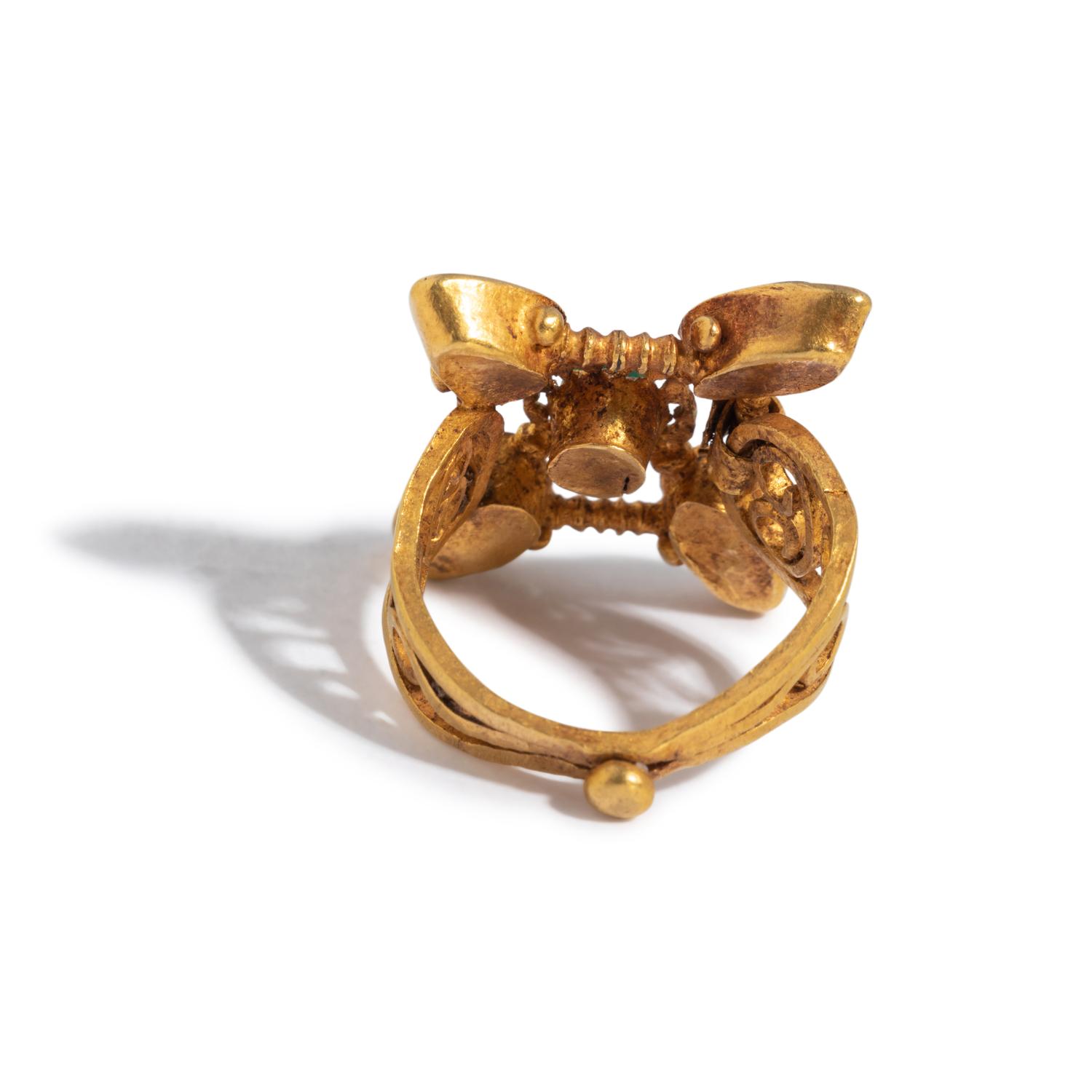 A Byzantine Gold, Garnet, and Plasma Finger Ring