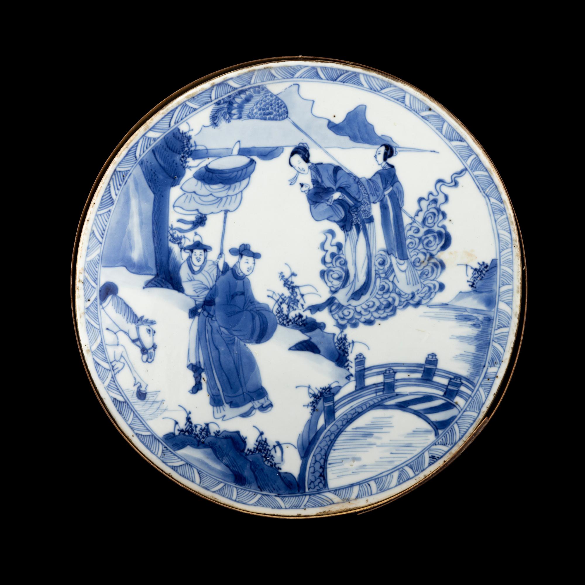 A Chinese Blue and White Porcelain Circular Plaque