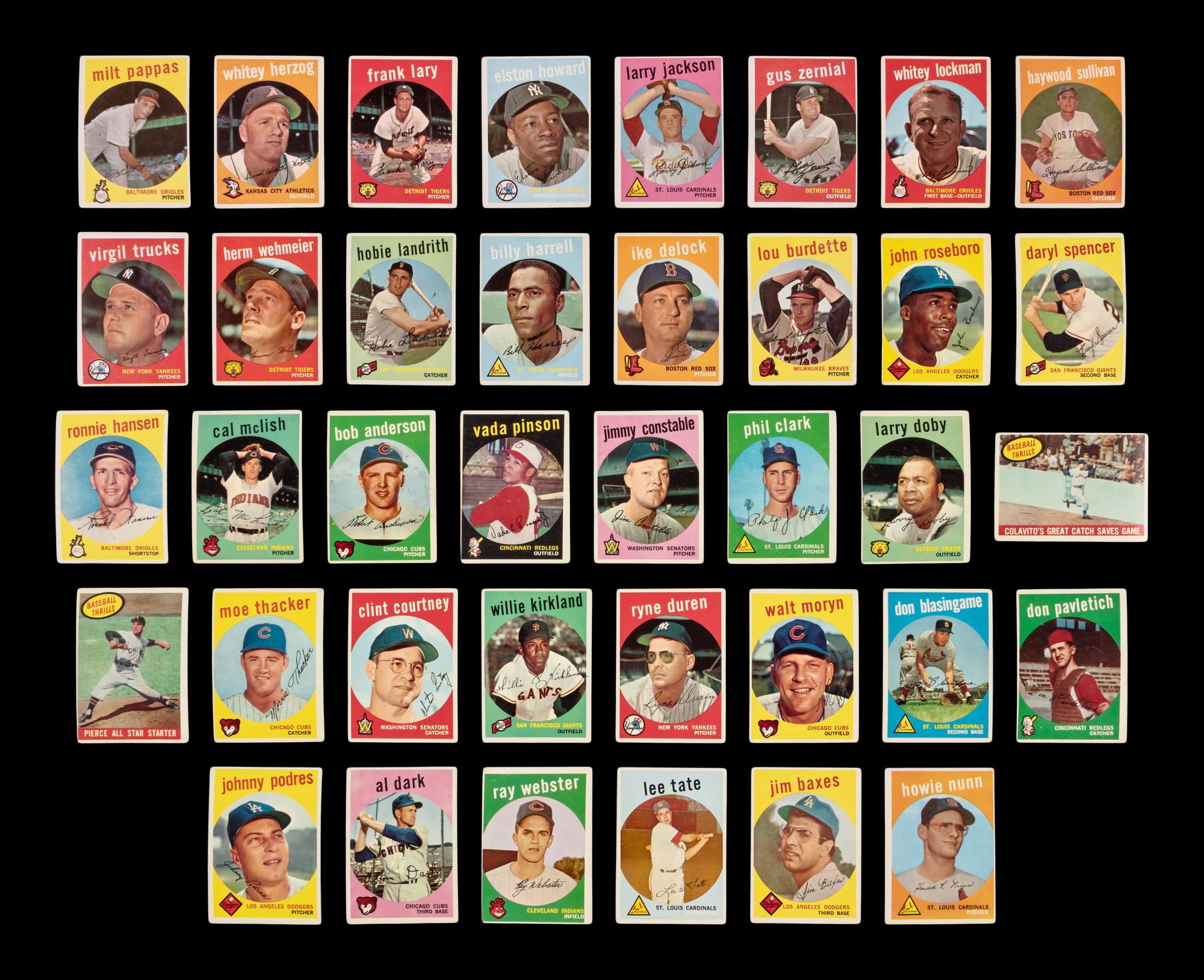 A Collection of 1959 Topps Baseball Cards Including Multiple Hall of Famers (86)