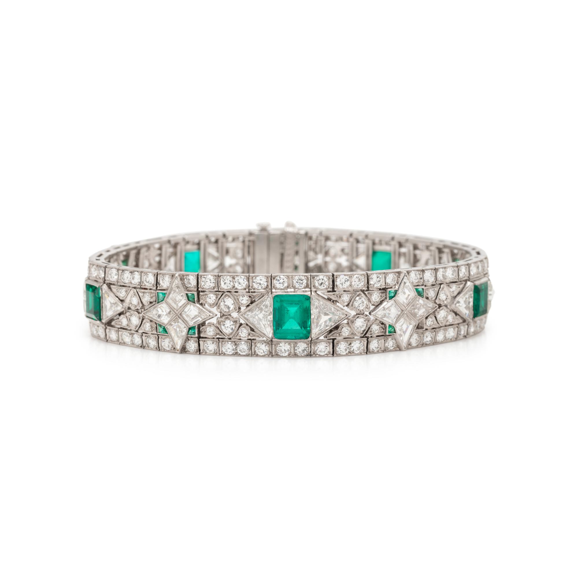 ART DECO, DIAMOND AND EMERALD BRACELET