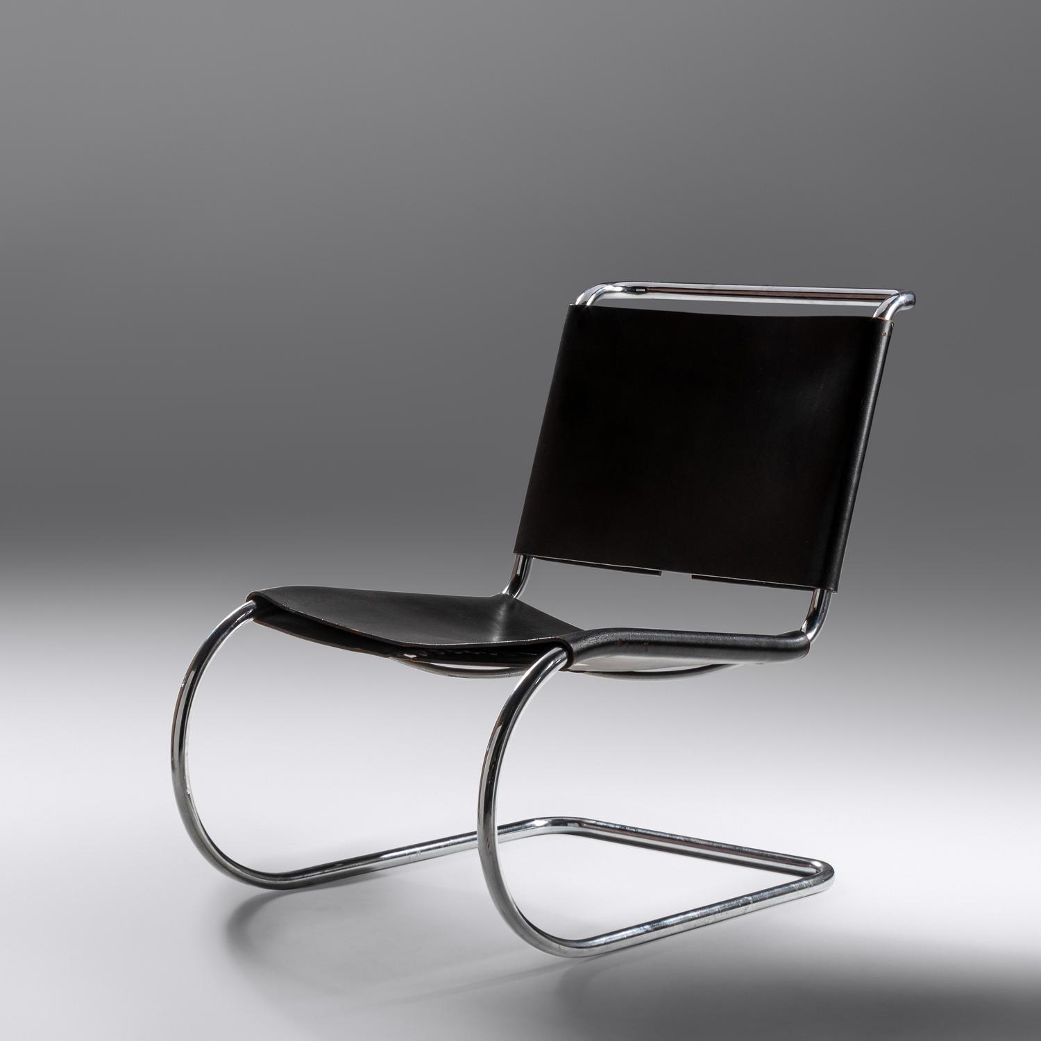 Pair of MR 30/5 Lounge Chairs Knoll, USA
