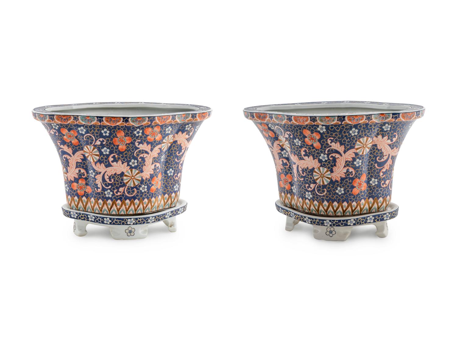 A Pair of Chinese Export Porcelain Vases on Stands — 20TH CENTURY