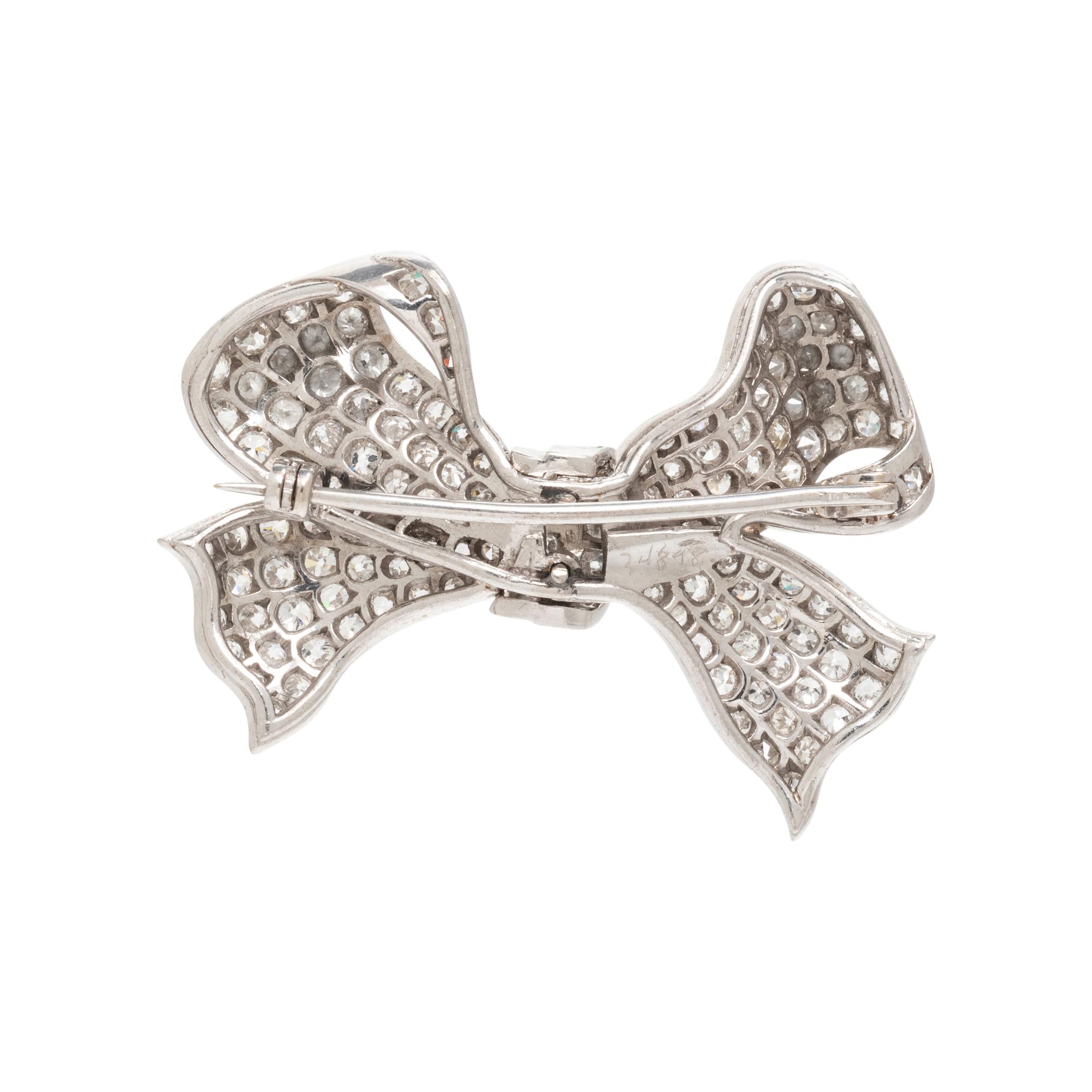 WHITE GOLD AND DIAMOND BOW BROOCH