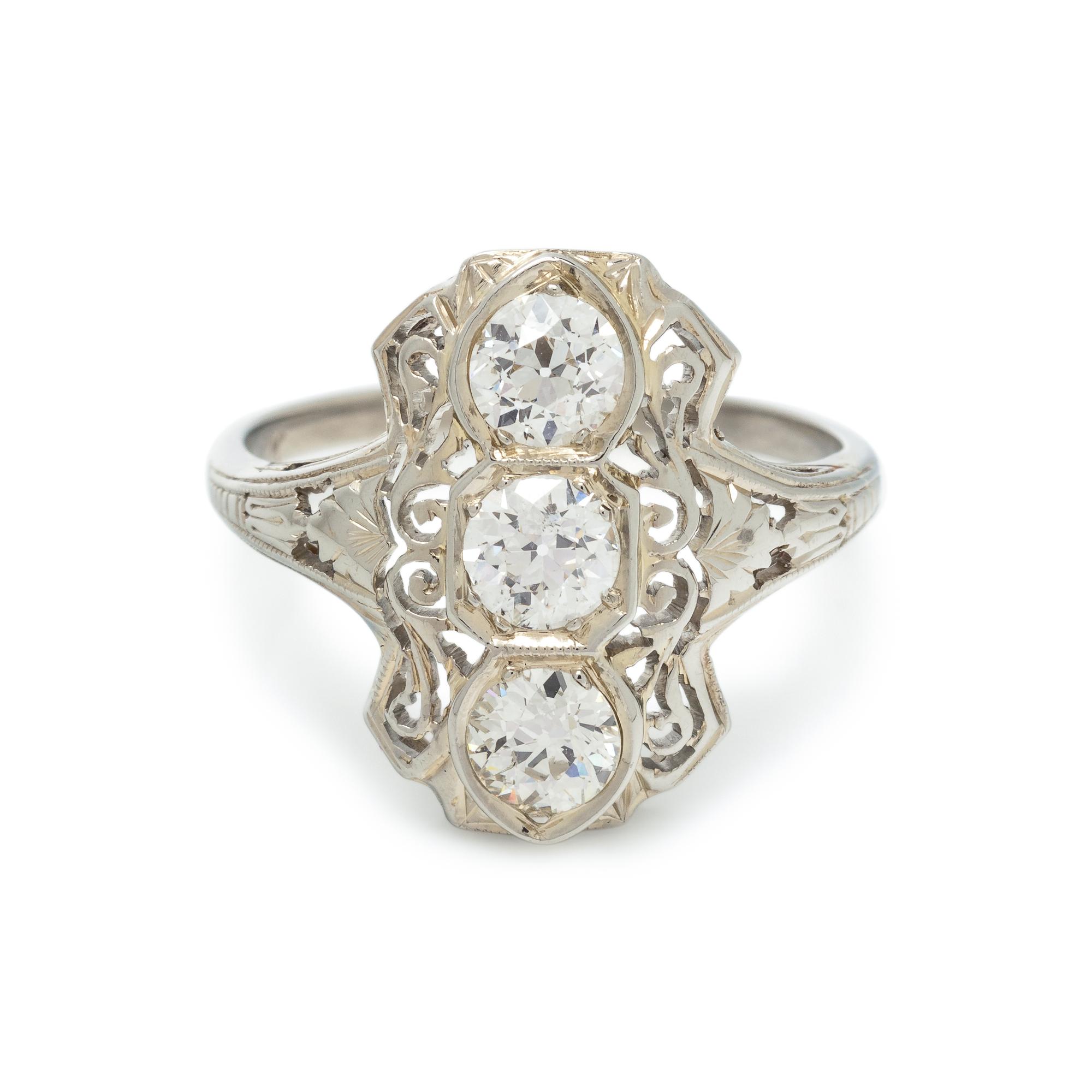 DIAMOND RING