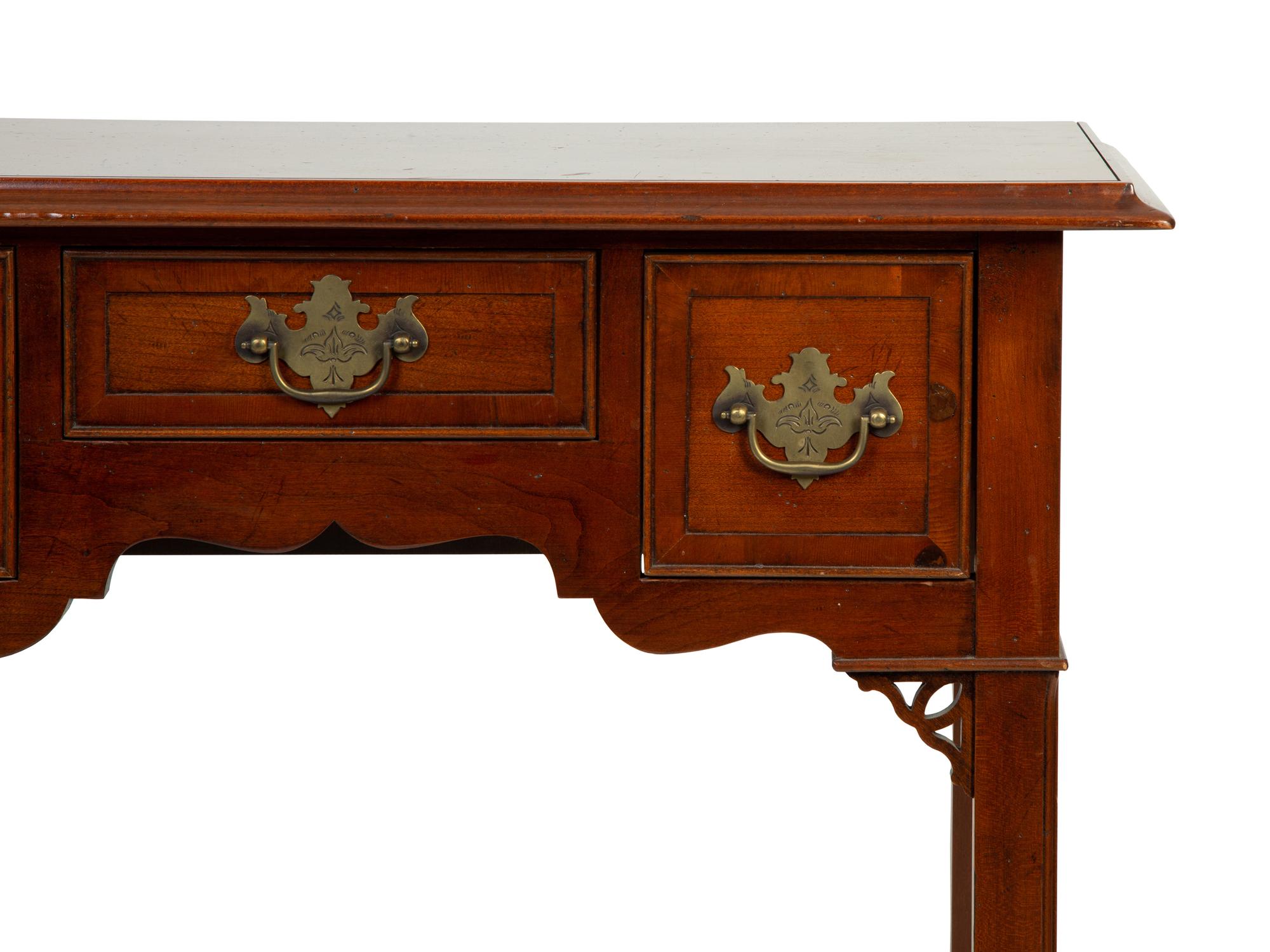 An American Chippendale Style Dressing Table — 19TH CENTURY