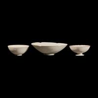 Two Chinese Ding Style Bowls and a Qingbai Glazed Bowl, Song Dynasty or Later 宋或以後 定窯及青白釉碗三隻
