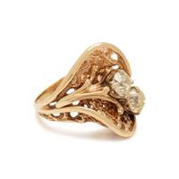 YELLOW GOLD AND DIAMOND RING