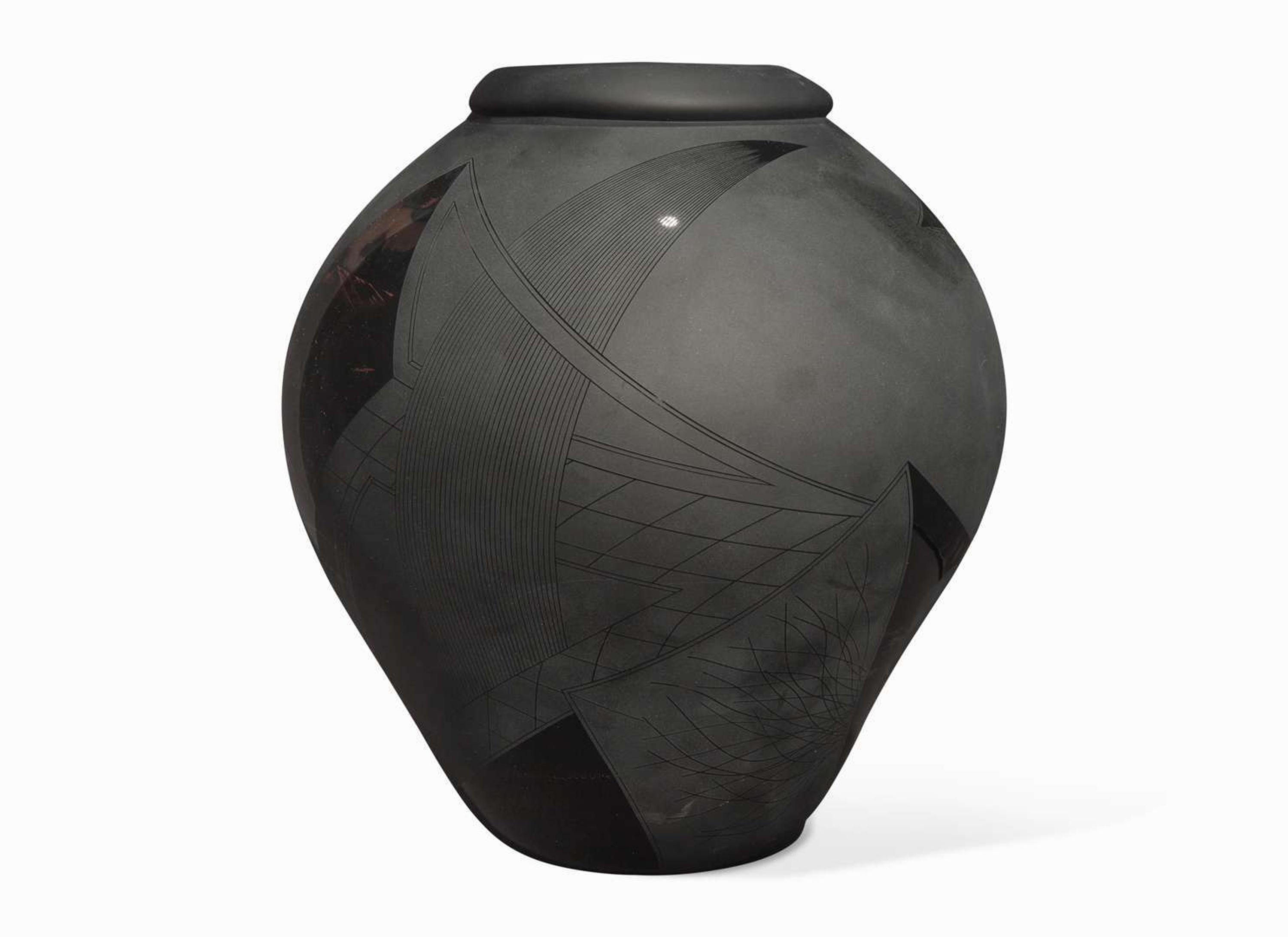 W. Stephen Hodder, "Pictures of the Same Place" Vase