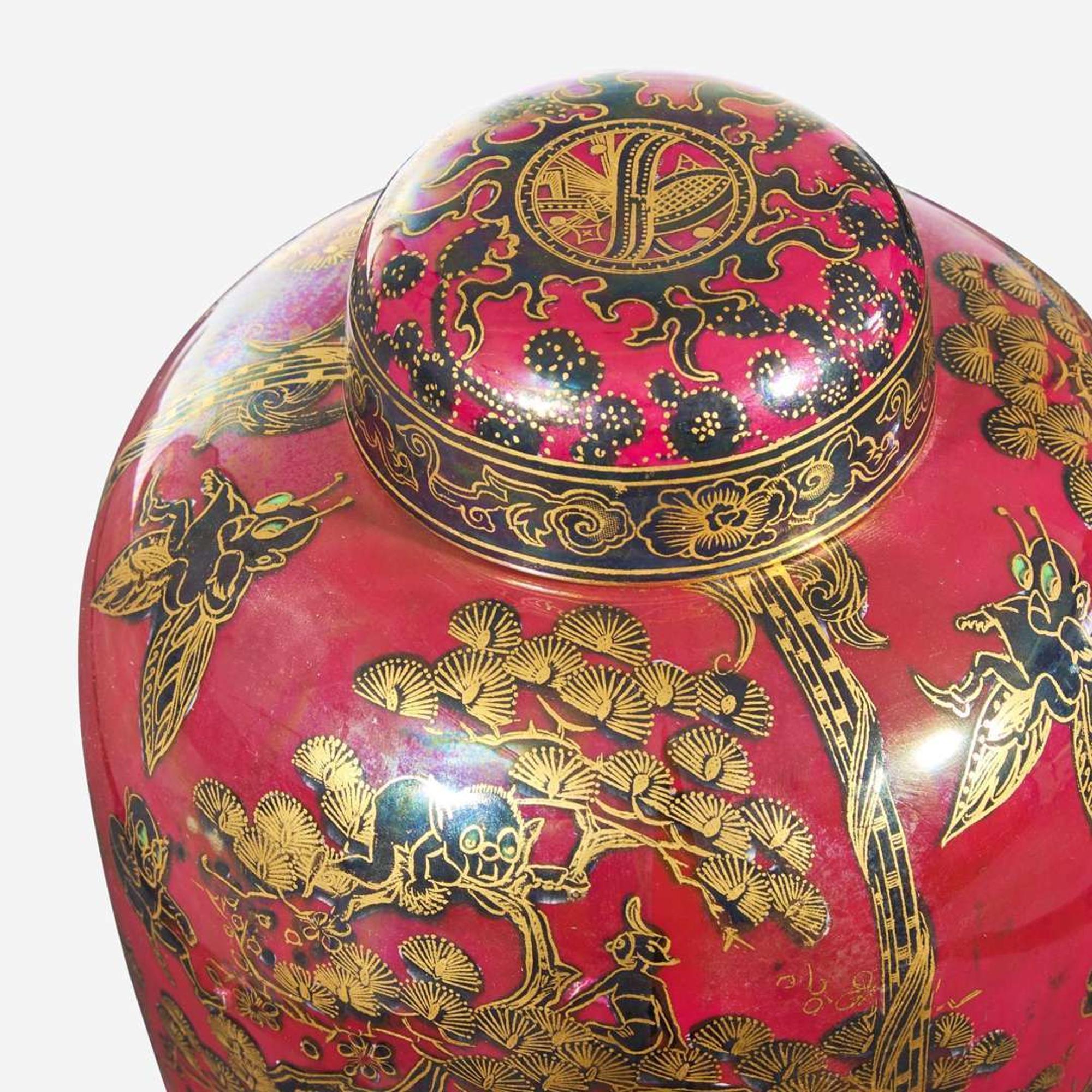 A Wedgwood Fairyland Lustre Vase and Cover UK, circa 1925
