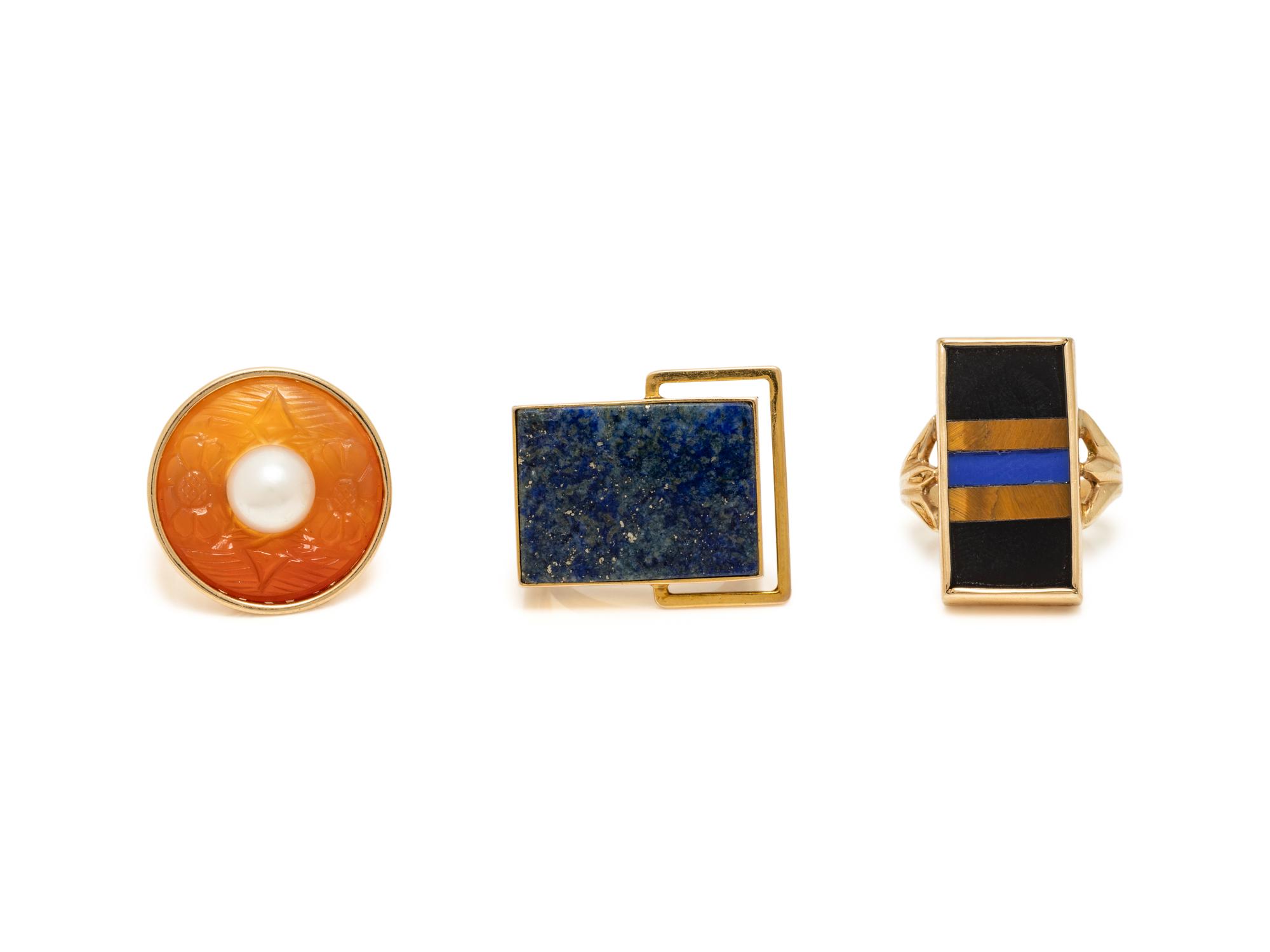 COLLECTION OF YELLOW GOLD AND GEMSTONE RINGS
