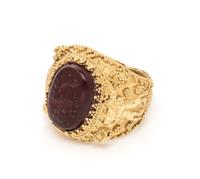 A Yellow Gold and Hardstone Intaglio Ring,