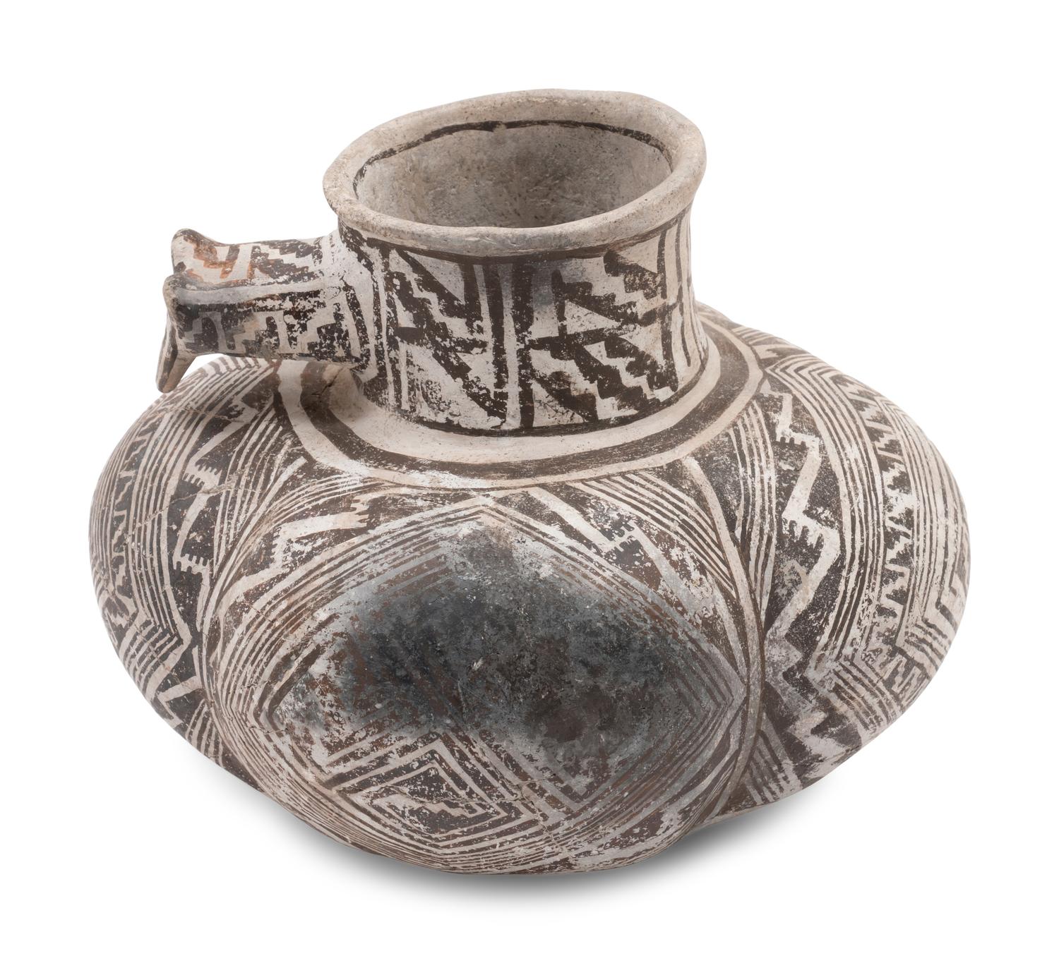 Tularosa Black-on-White Lobed Pottery Jar, with Dog Effigy
