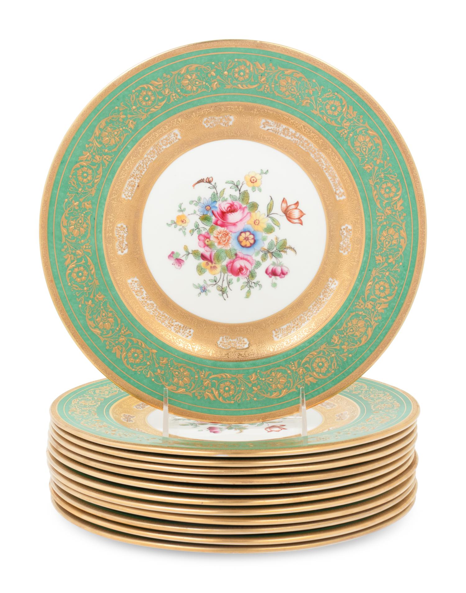A Set of Twelve Crown Staffordshire Porcelain Dinner Plates