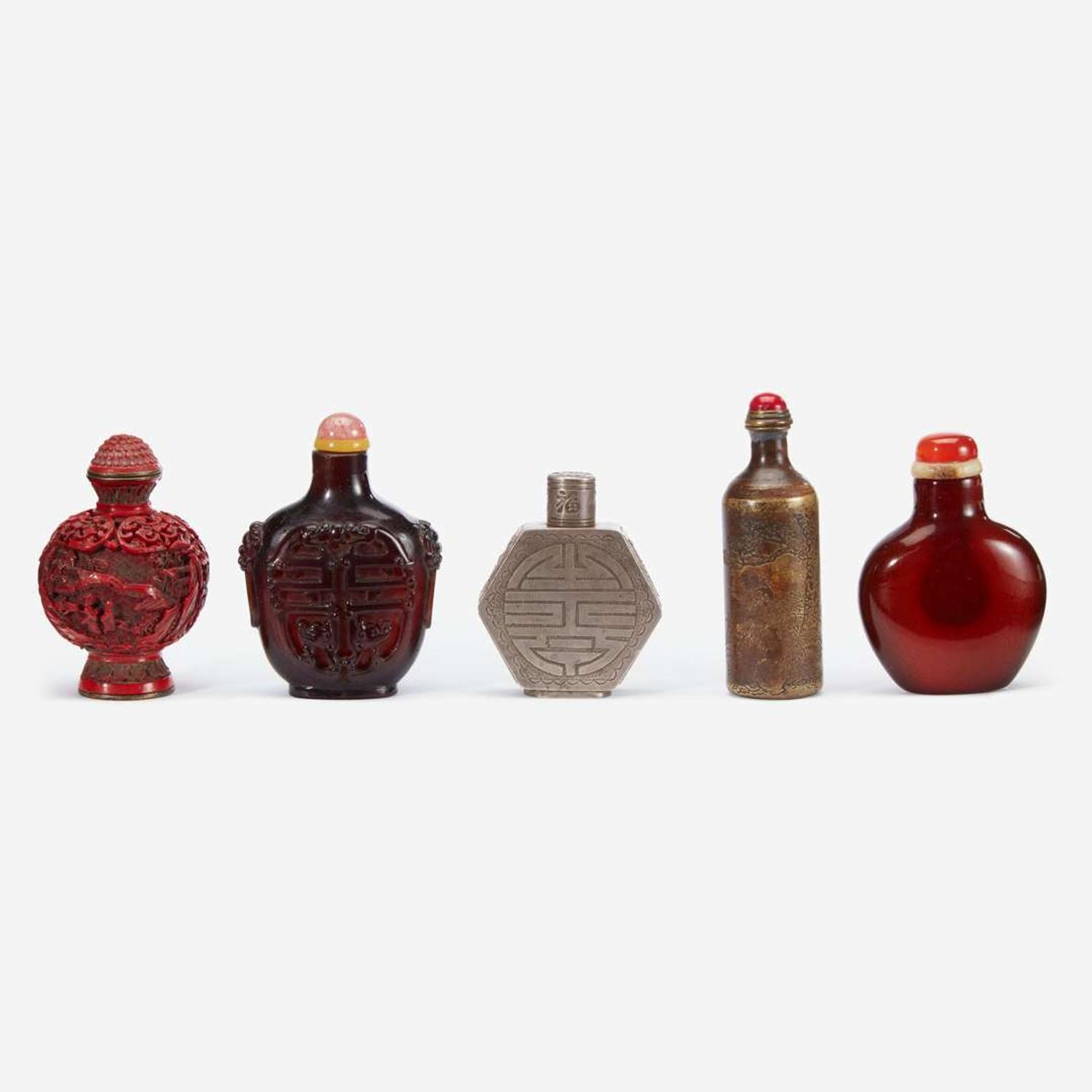 Five assorted Chinese snuff bottles