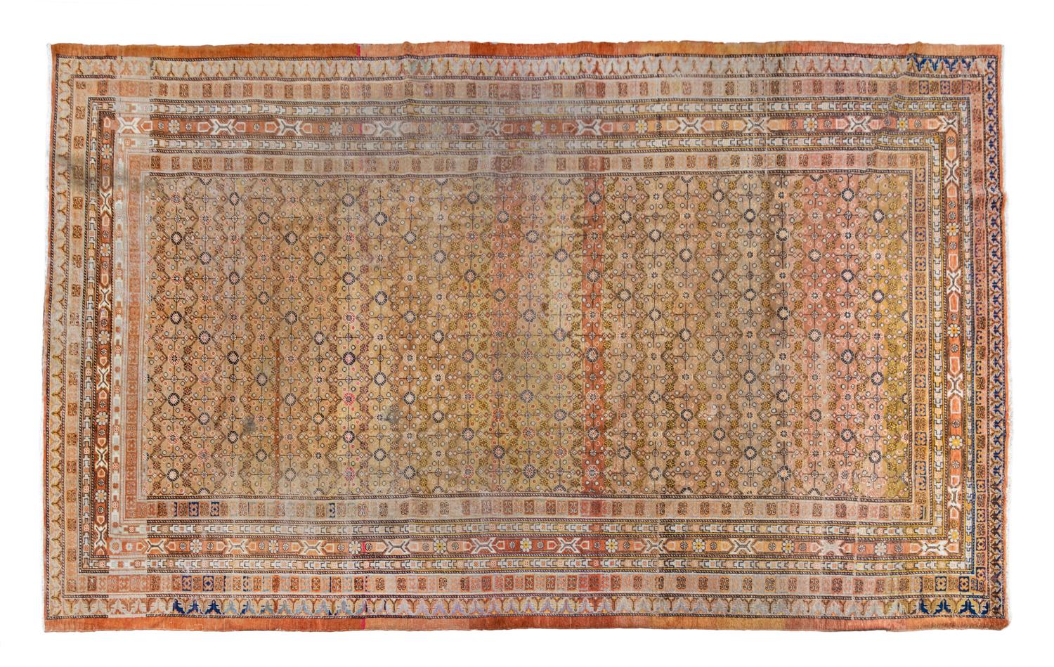 A Mahal Wool Rug 15 feet 6 1/4 inches x 8 feet 2 inches. — EARLY 20TH CENTURY