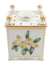 A Pair of William Yeoward Painted Porcelain Bough Pots