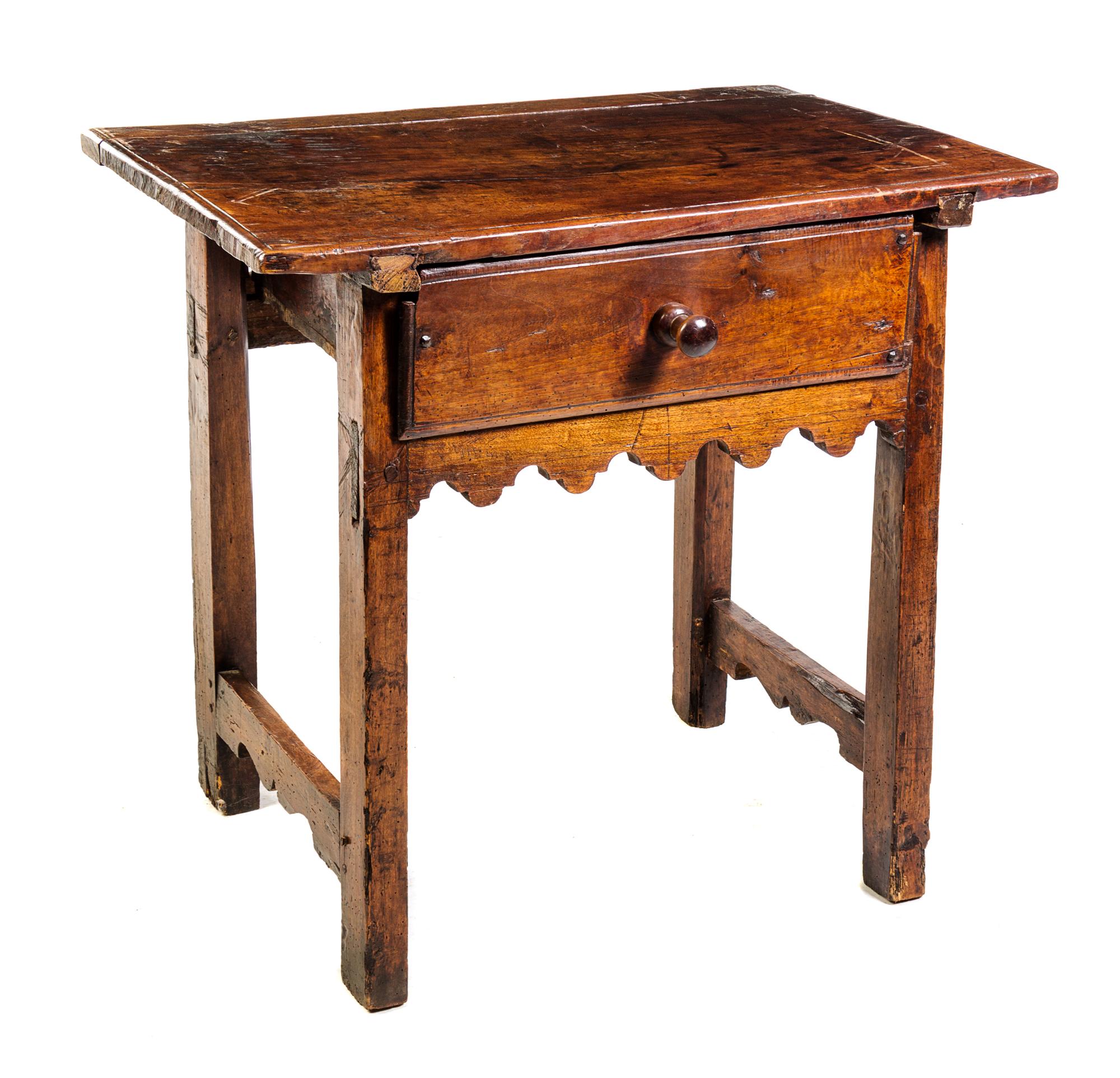 An English Baroque Walnut Table Height 31 1/2 x width 33 1/2 x depth 21 inches. — 17TH CENTURY