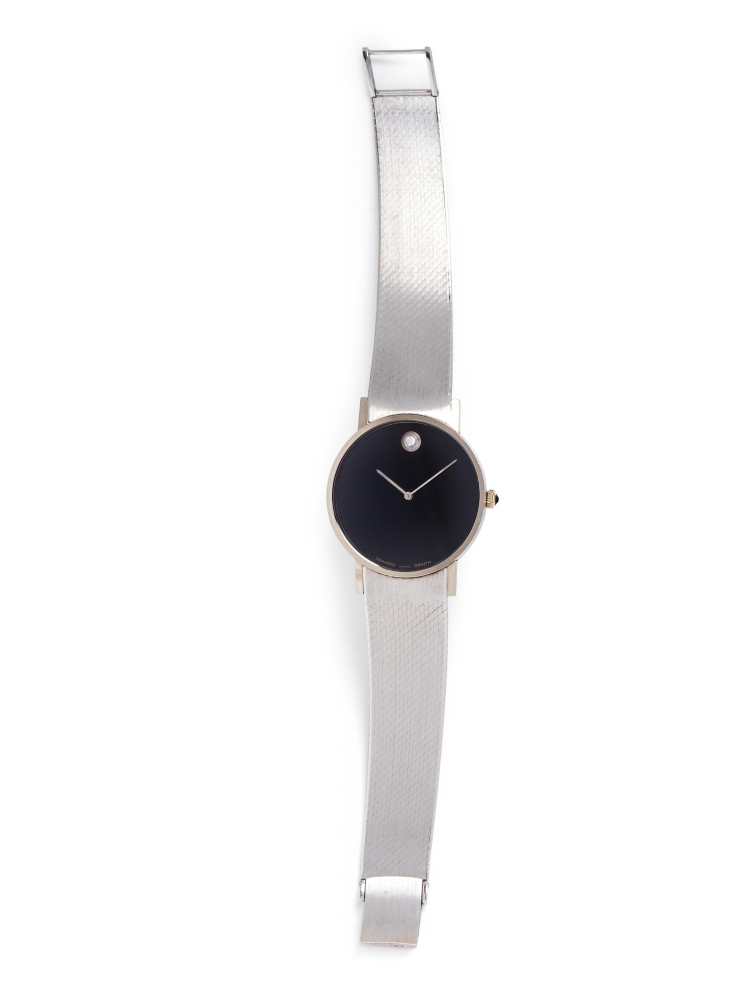MOVADO, 18K WHITE GOLD 'MUSEUM CLASSIC' WRISTWATCH
