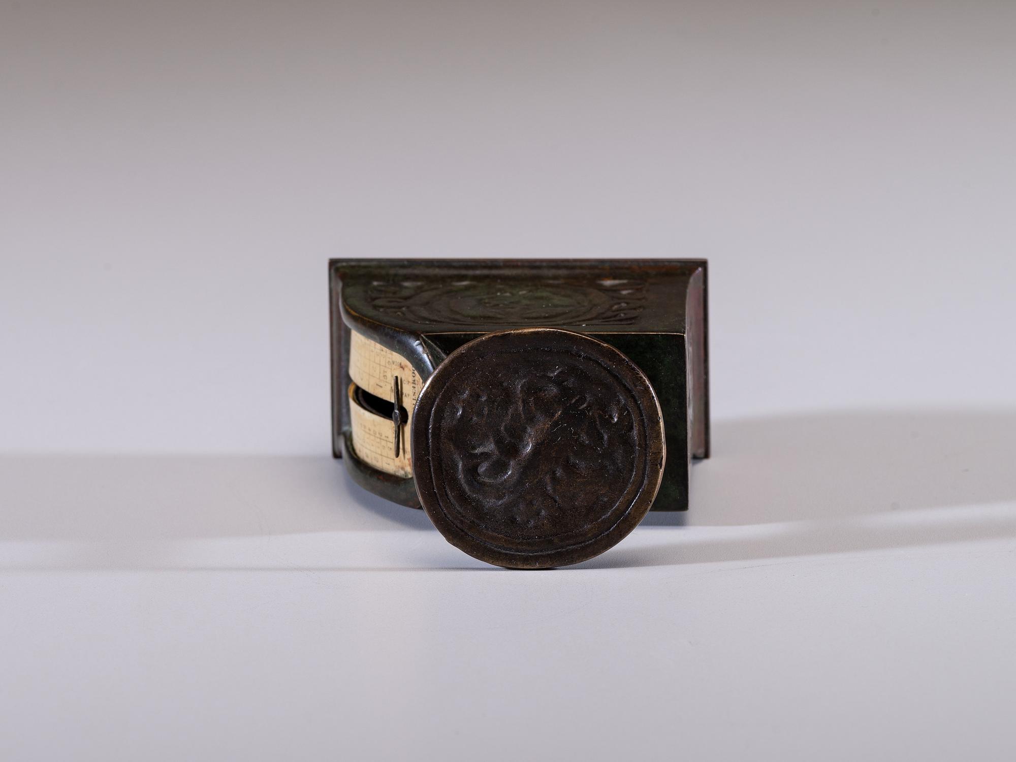 Zodiac Postal Scale