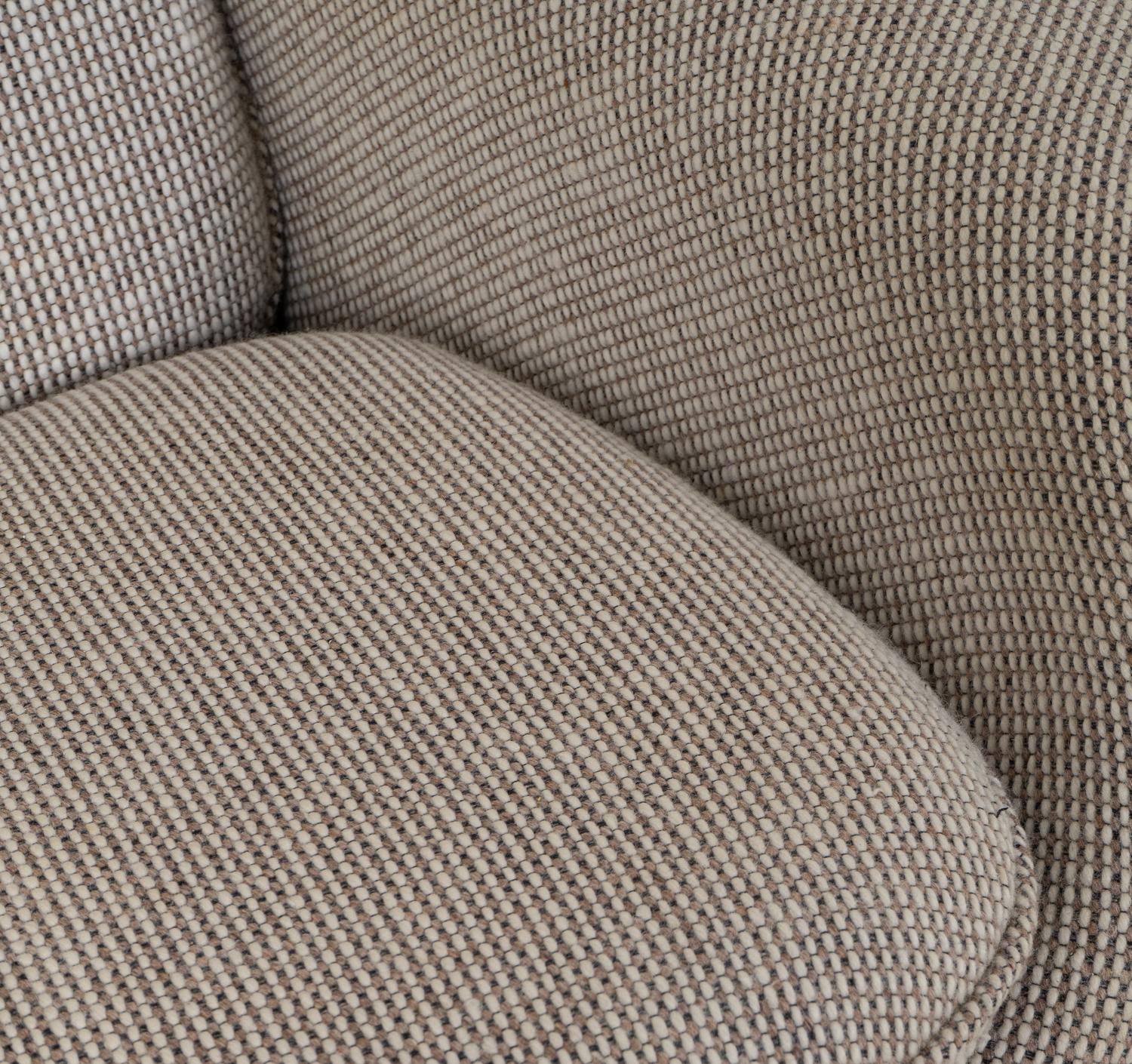An Eero Saarinen Womb Chair and Ottoman — KNOLL INTERNATIONAL