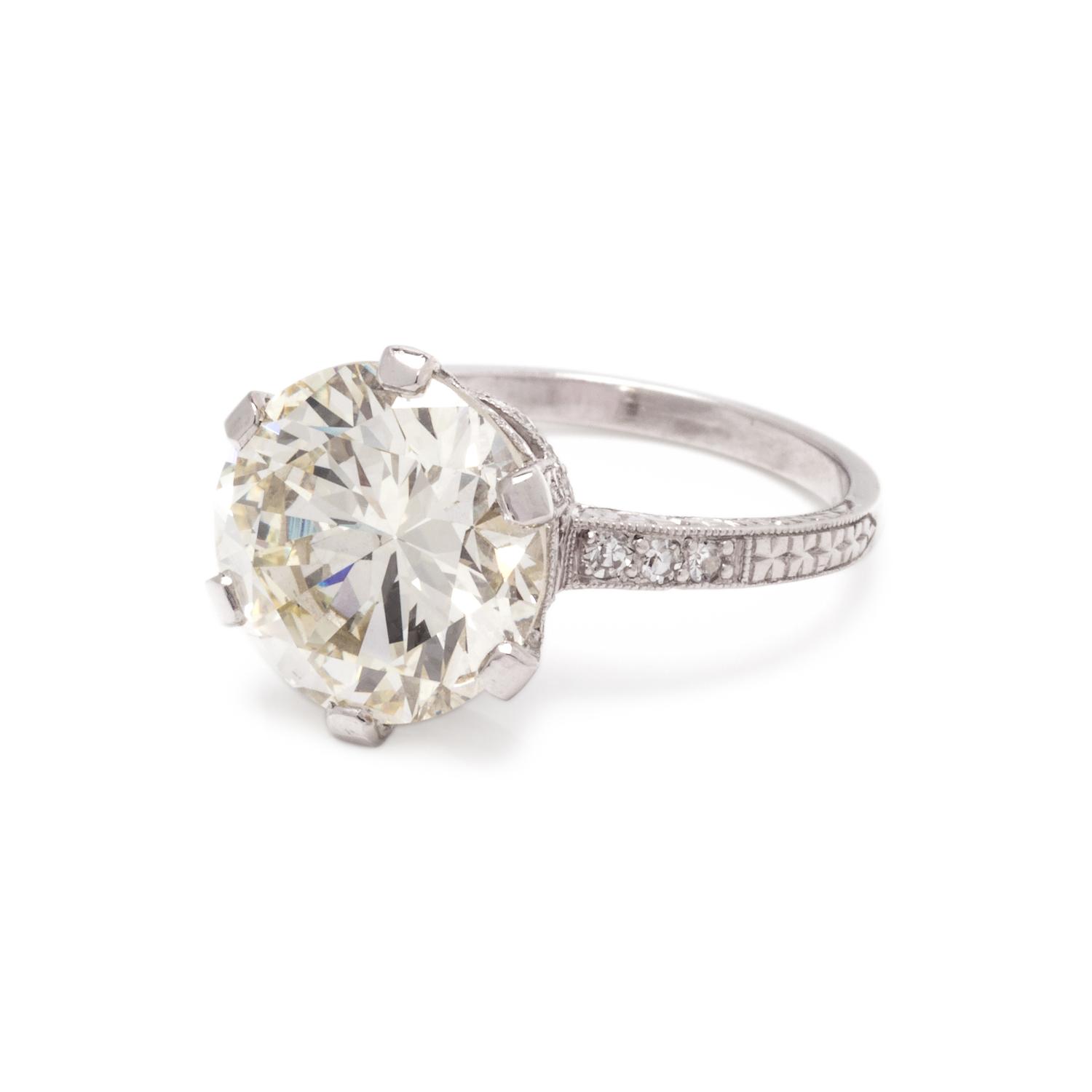 ANTIQUE, DIAMOND RING