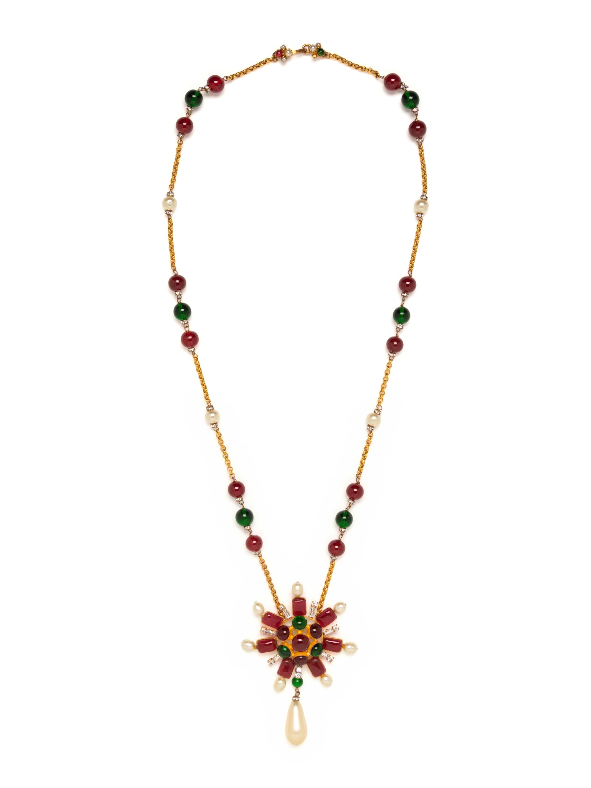 Chanel, Gripoix Pendant Necklace