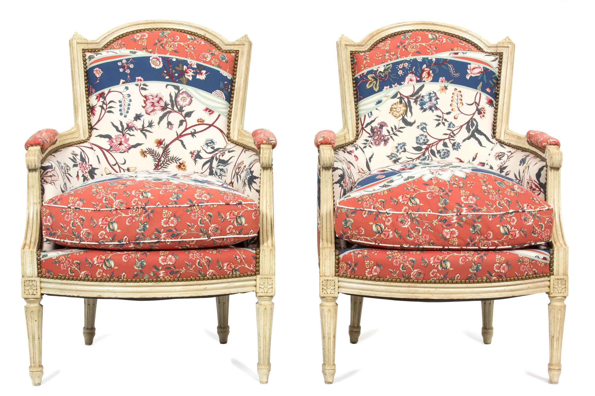 A Pair of Louis XVI Painted Bergeres Height 38 x width 26 1/2 x depth 30 inches. — 20TH CENTURY