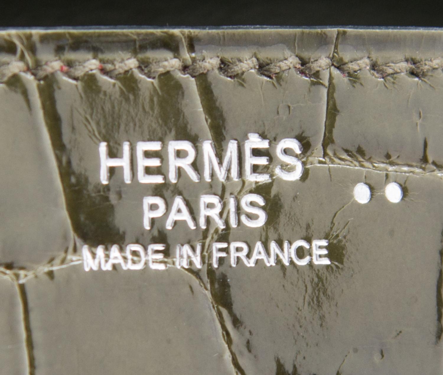 An Hermes Vert Veronese Niloticus Crocodile 30cm Birkin Handbag, 12" x 8.5" x 6"