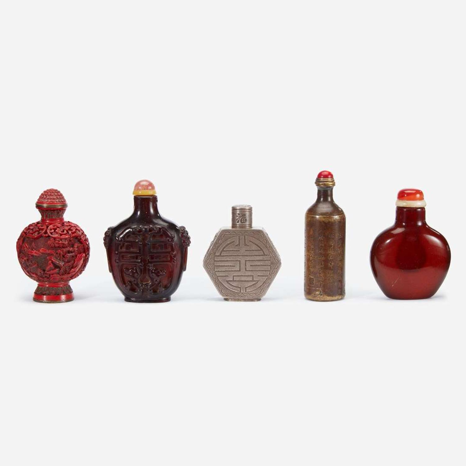 Five assorted Chinese snuff bottles