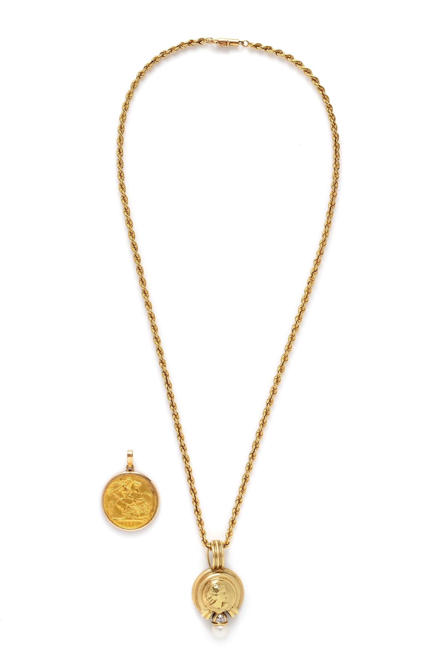 YELLOW GOLD NECKLACE WITH TWO PENDANTS