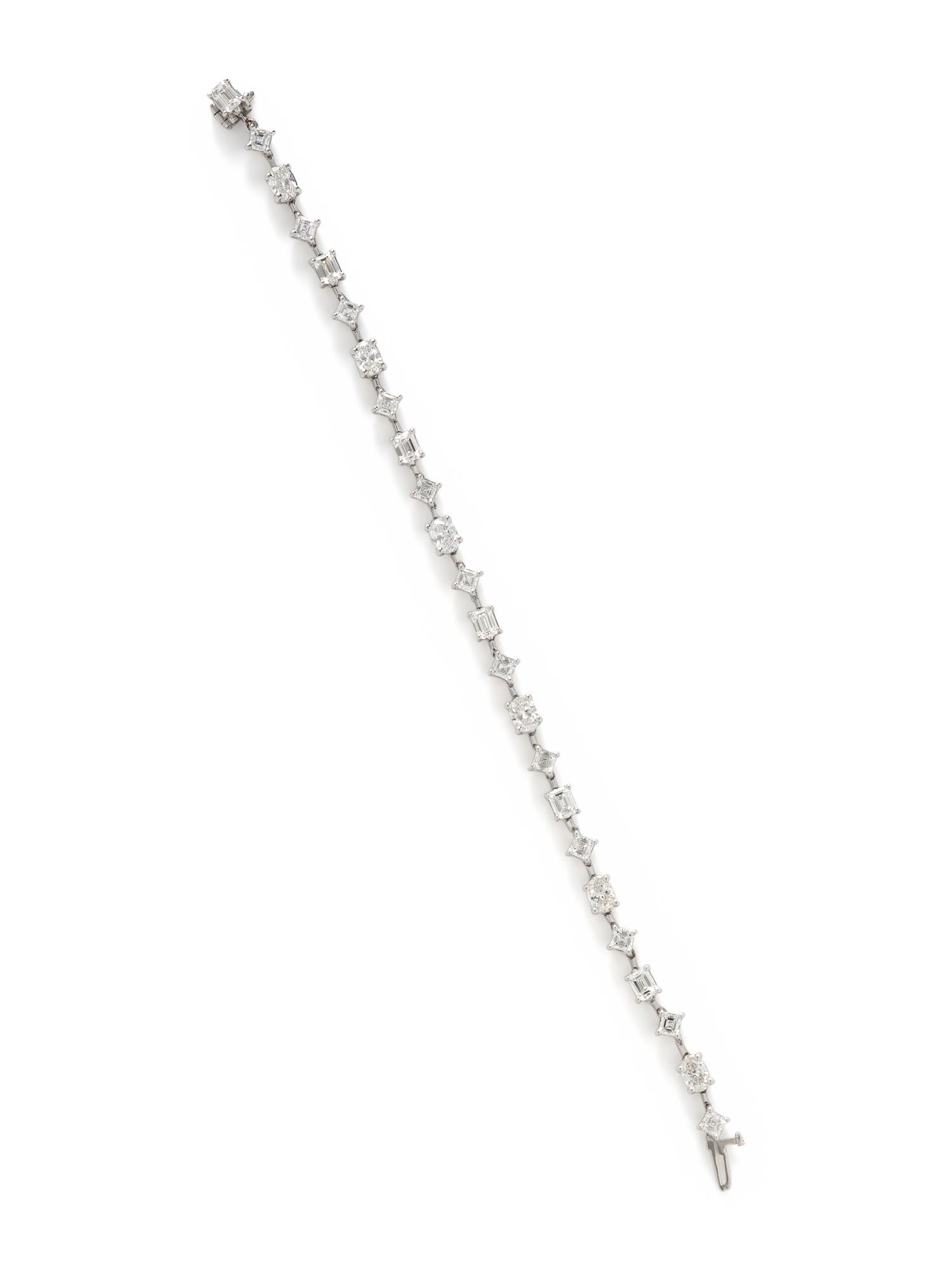WHITE GOLD AND DIAMOND BRACELET