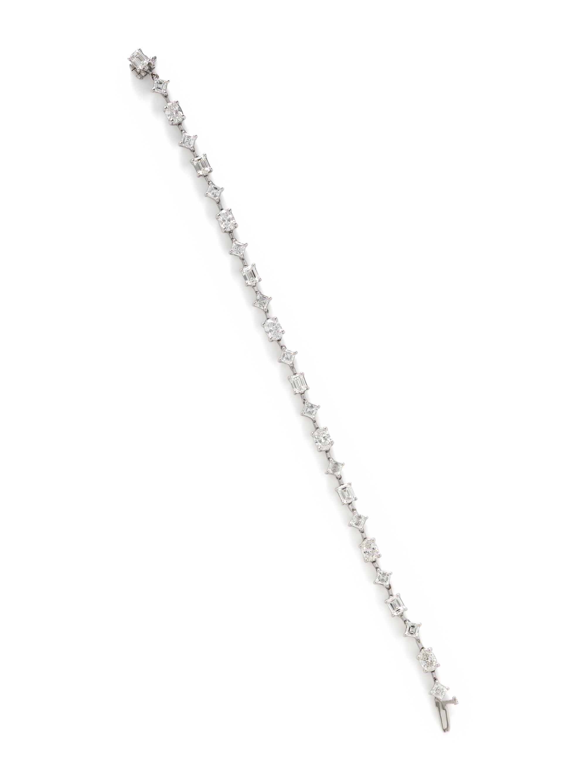 WHITE GOLD AND DIAMOND BRACELET