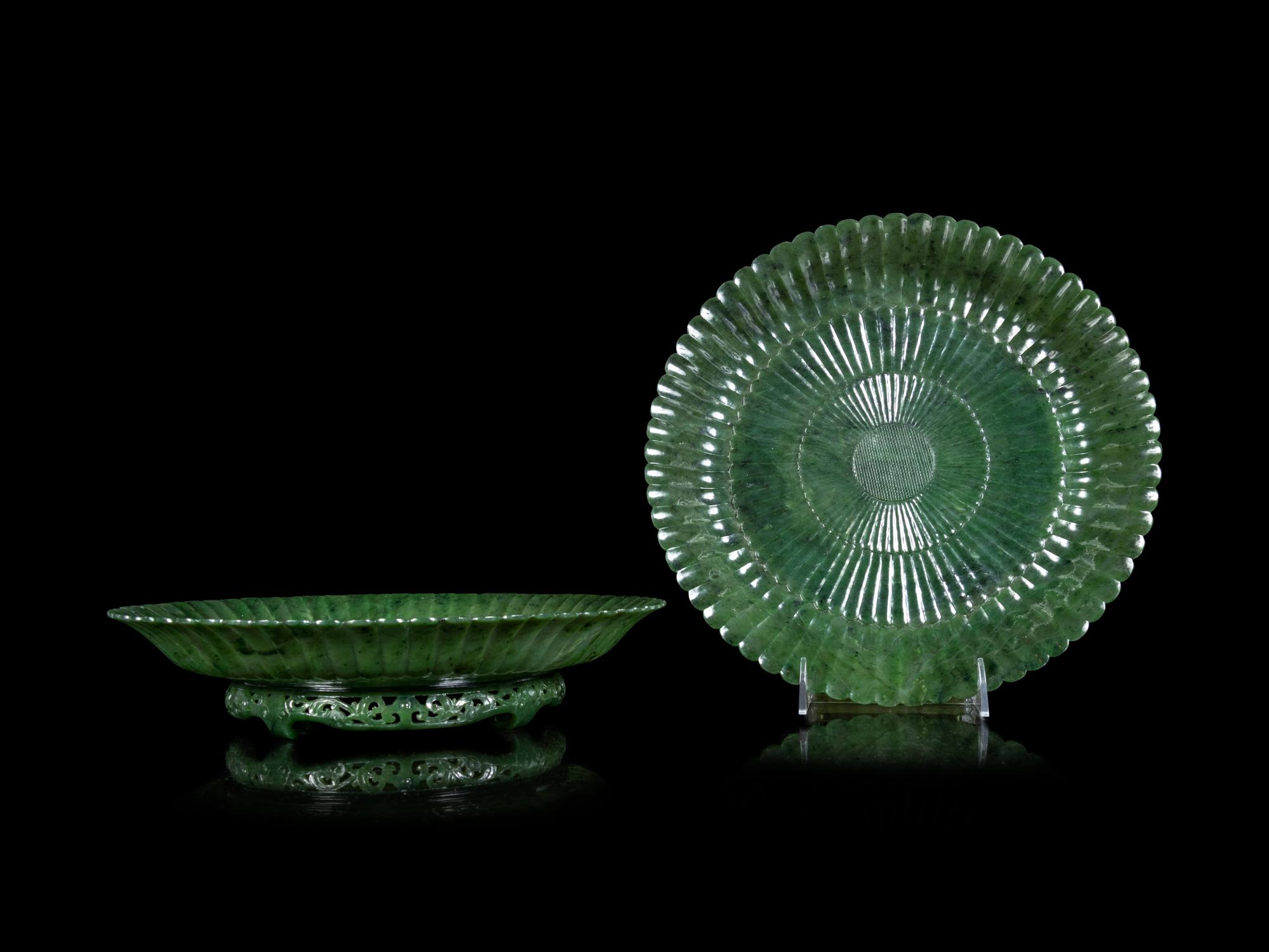 A Pair of Mughal Style Carved Spinach Jade 'Chrysanthemum' Plates