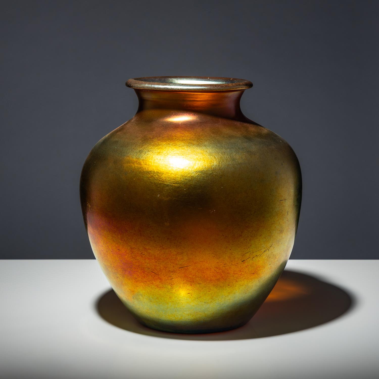 Aurene vase, c. 1910