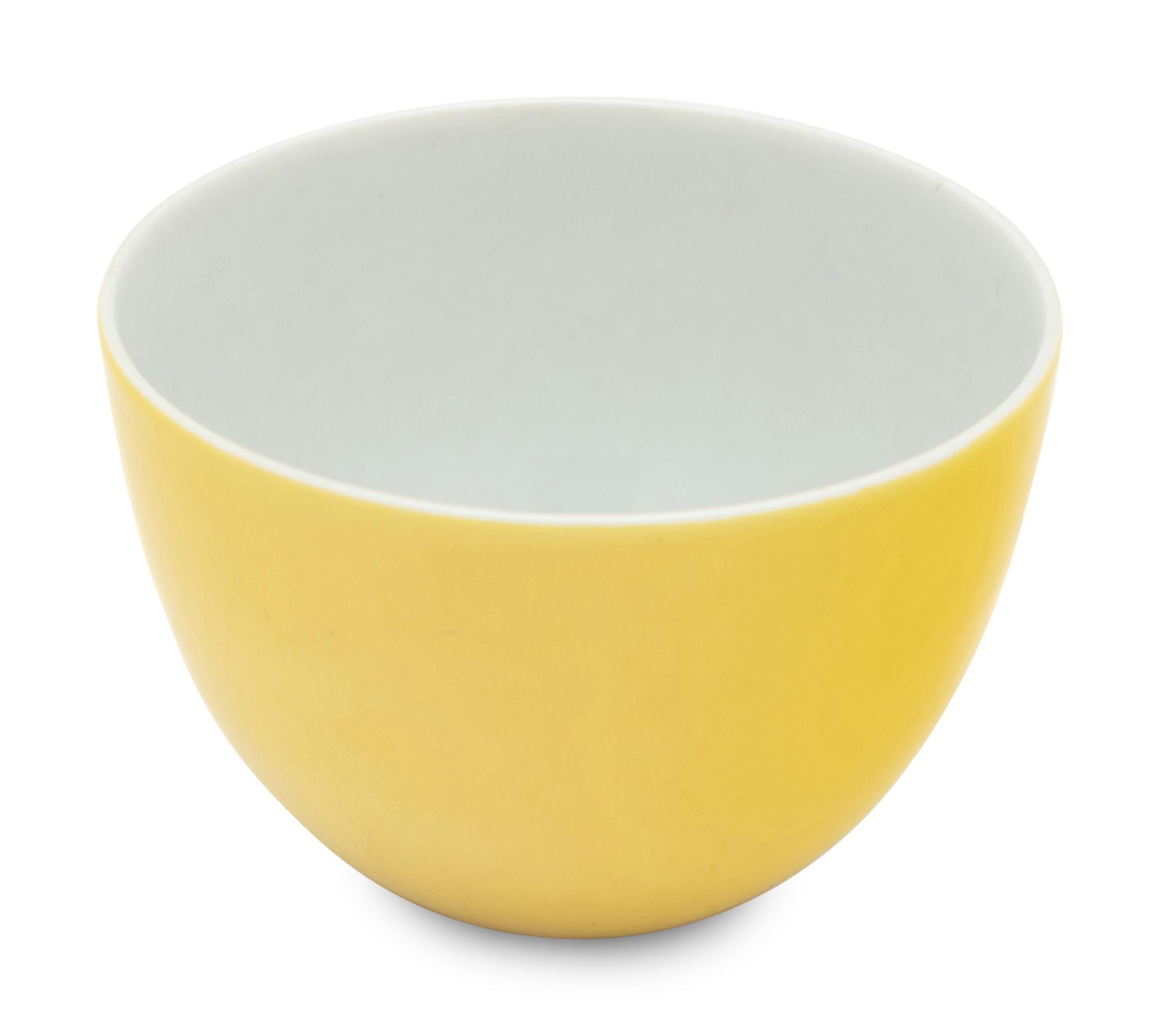 A Chinese Yellow Glazed Porcelain Cup