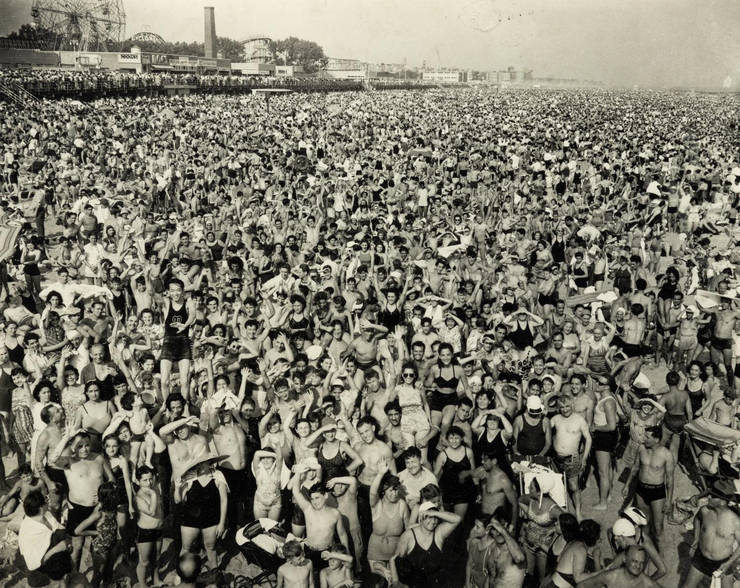 Weegee (1899-1968) Selected images, c. 1940s-1950s