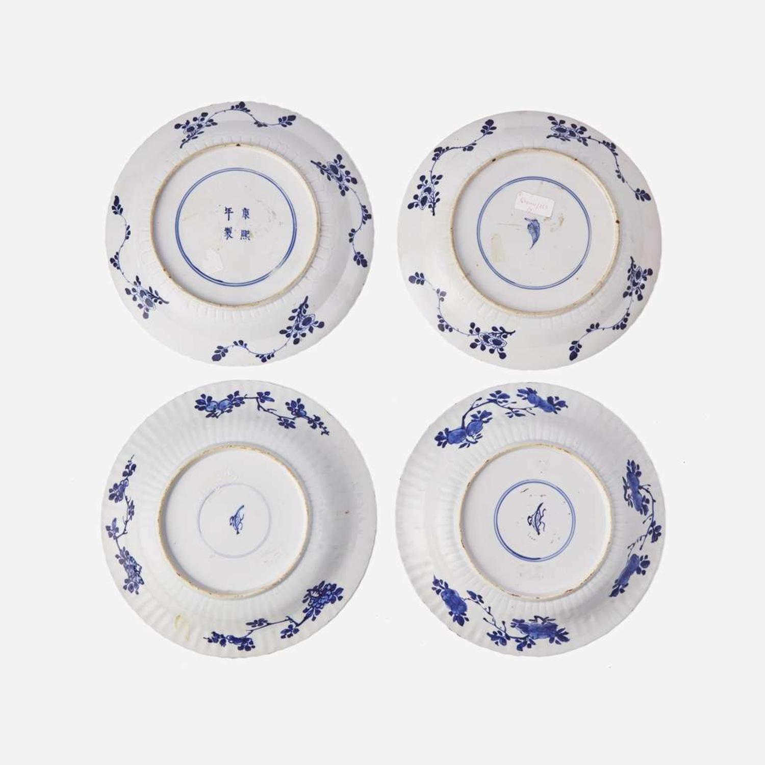 Four assorted Chinese export blue and white porcelain dishes 外銷瓷青花瓷盤一組四件 Kangxi period and later ? ?? ???