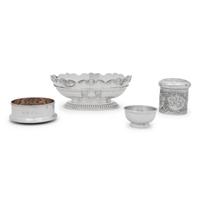 A Collection of English Silver Table Articles