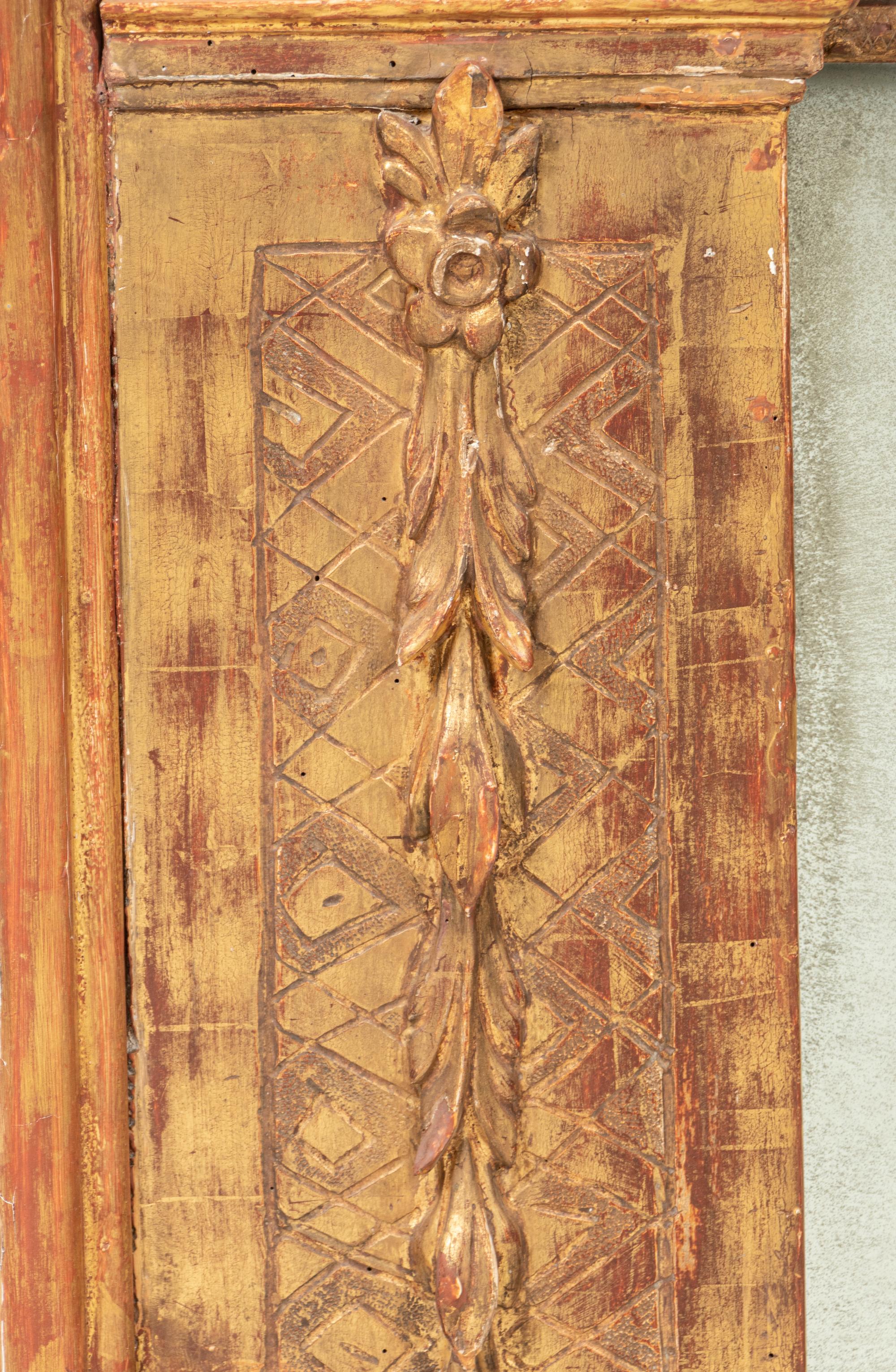 A Continental Giltwood Tabernacle Mirror
